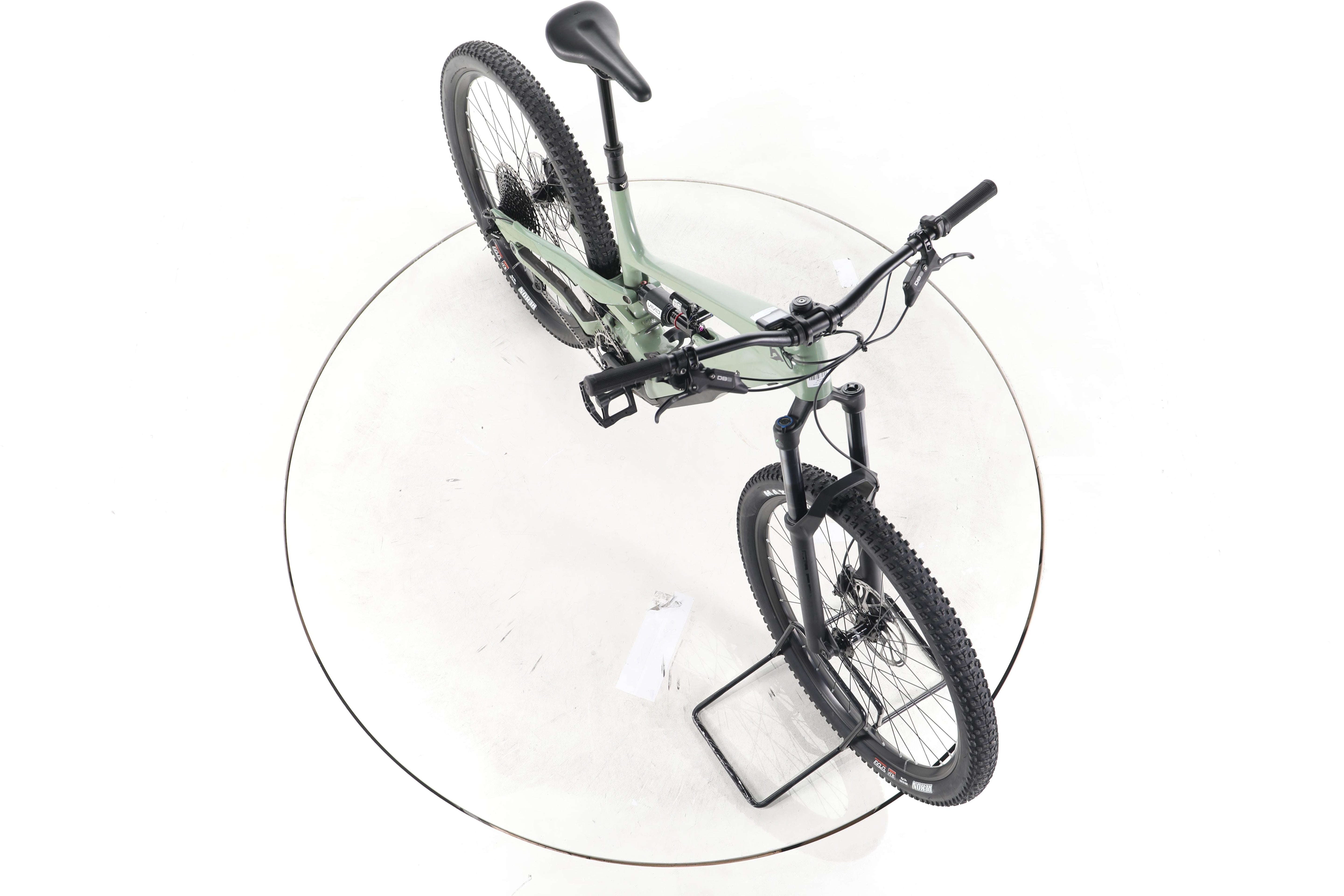 YT Decoy Core 4 E-Bike Fully Carbon 2024 - Image 15