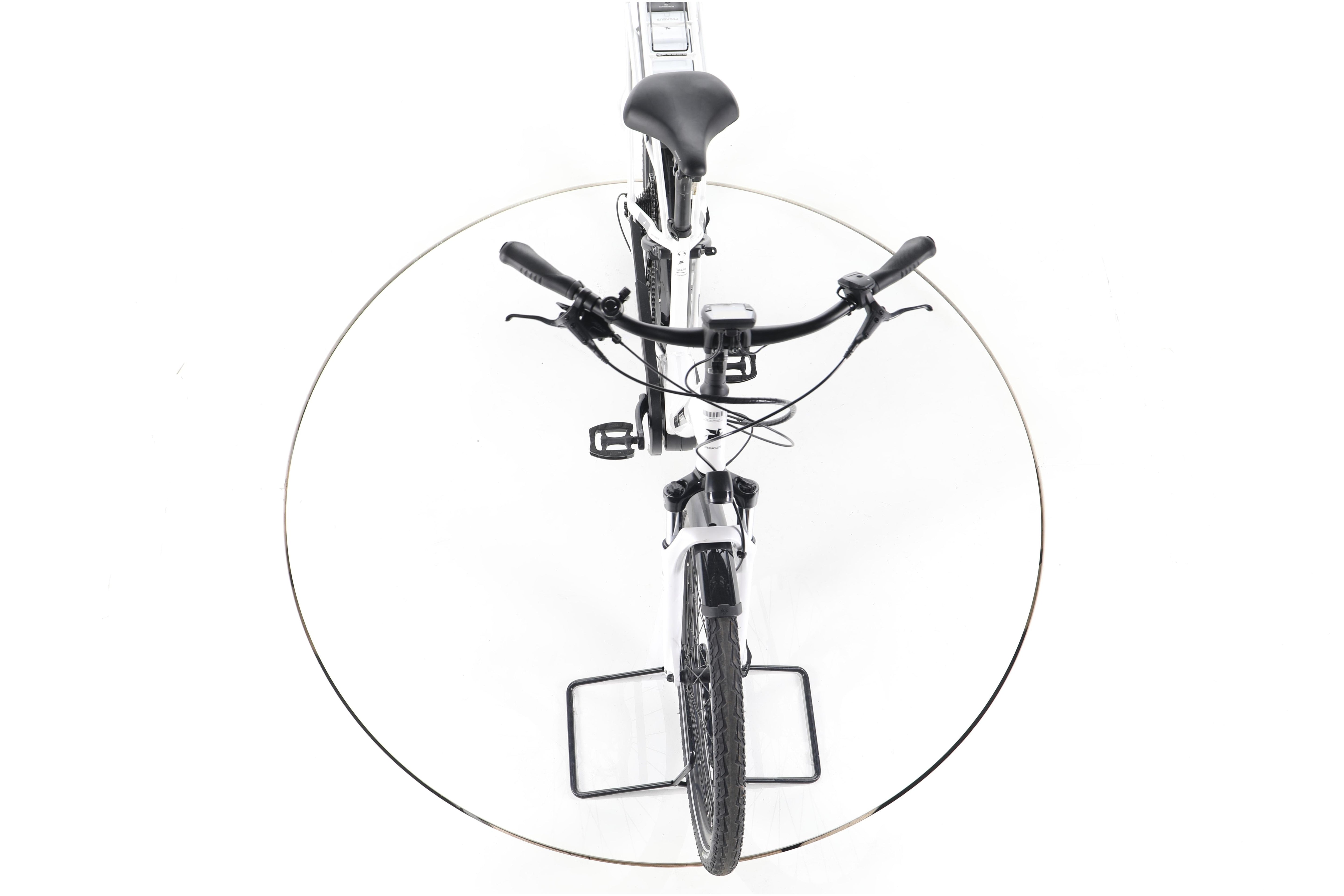 Pegasus Solero E9 Performance Trekking E-Bike Tiefeinsteiger - Image 16