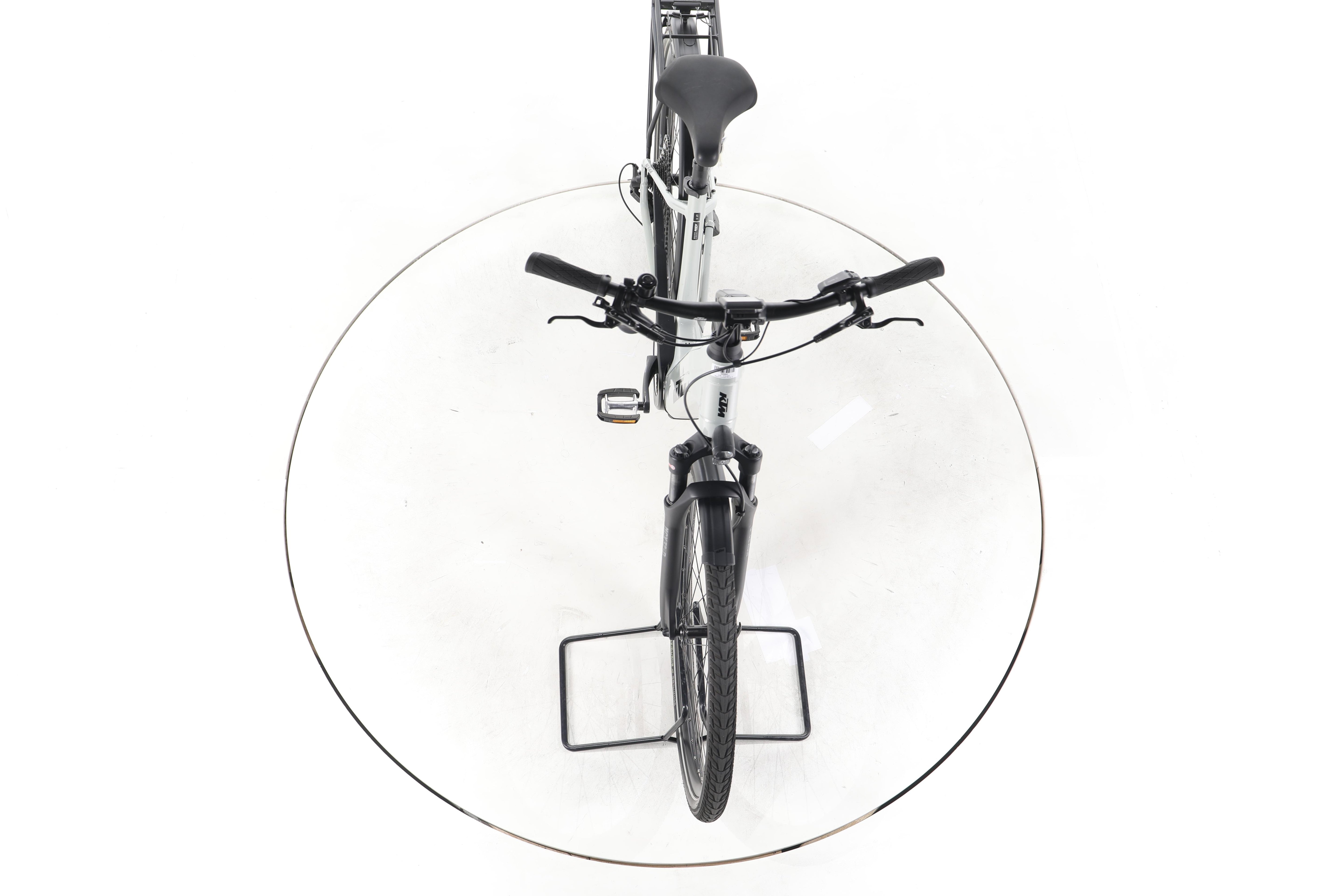 KTM Macina Ultimate Pro Trekking E-Bike Tiefeinsteiger - Image 16