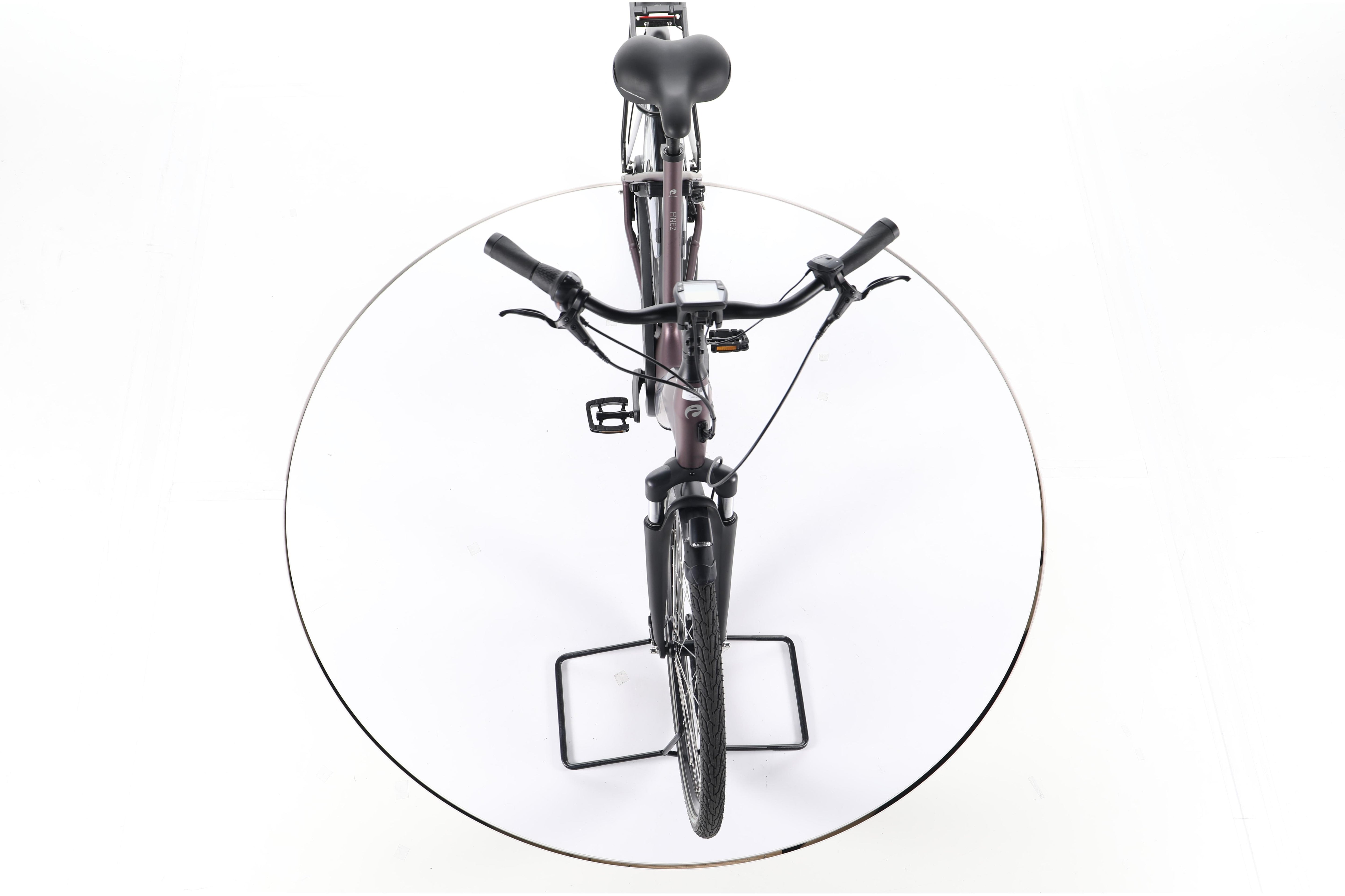 Batavus FINEZ City E-Bike Tiefeinsteiger - Image 16