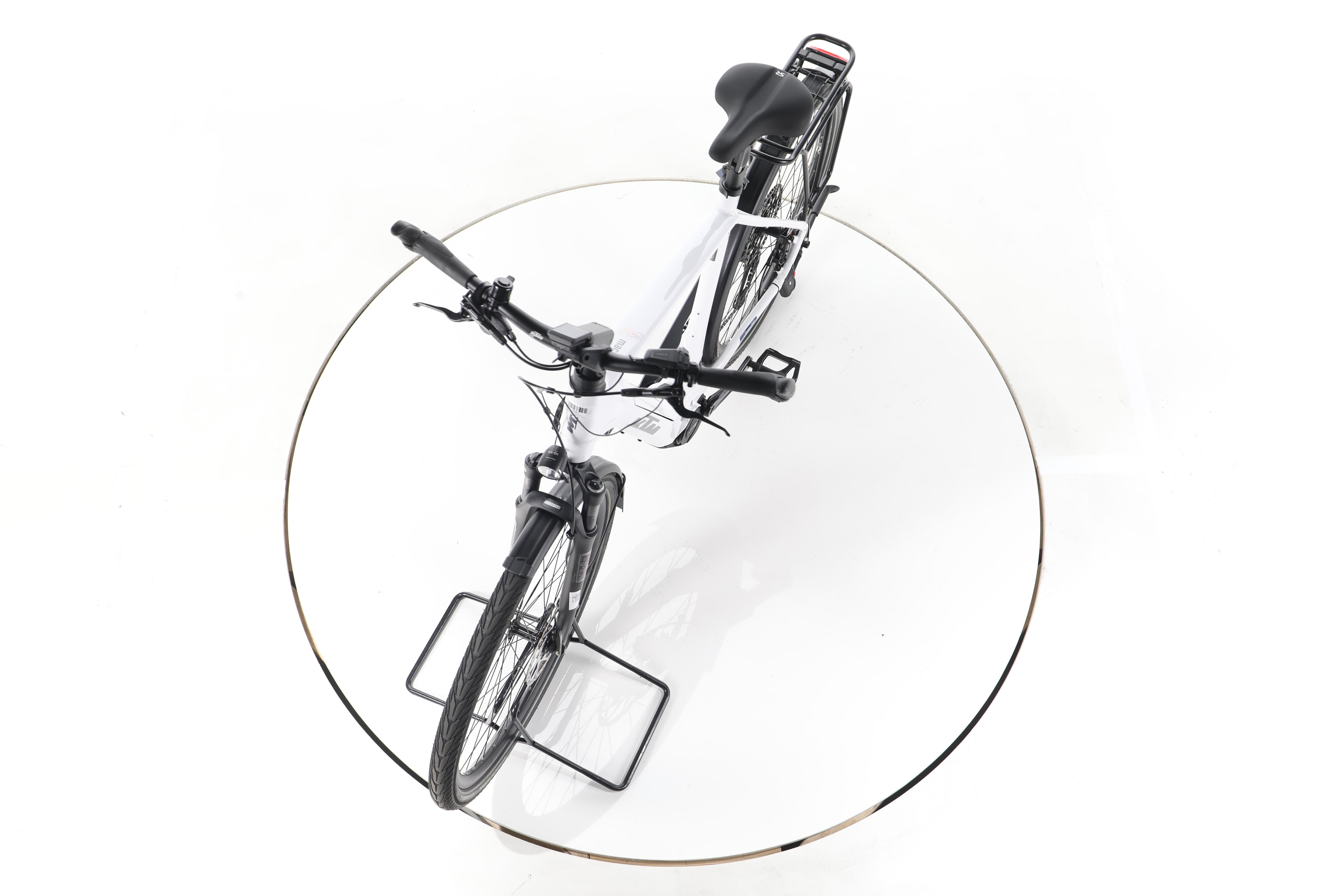 KTM Macina Style 720 Trekking E-Bike - Image 17