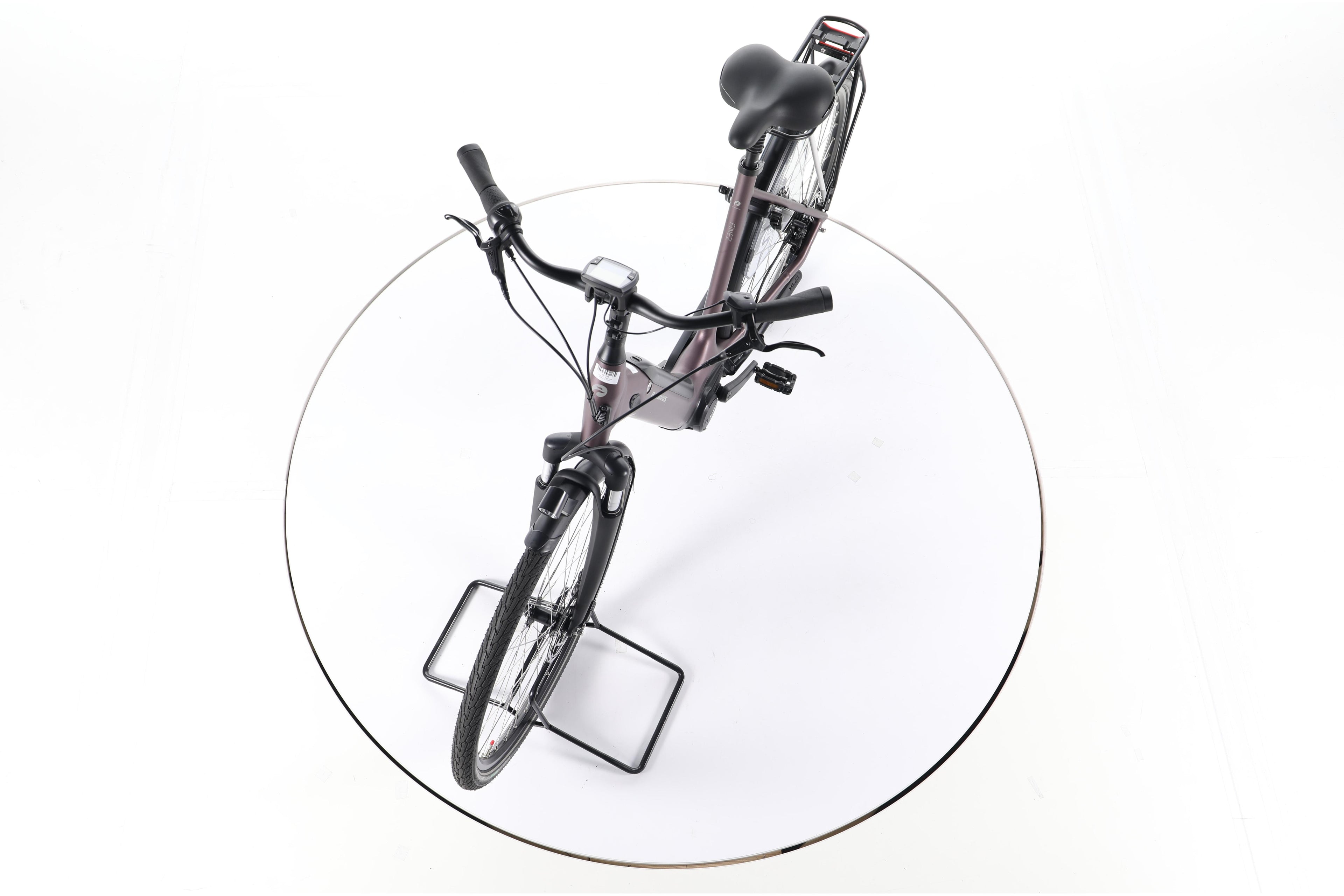 Batavus FINEZ City E-Bike Tiefeinsteiger - Image 17