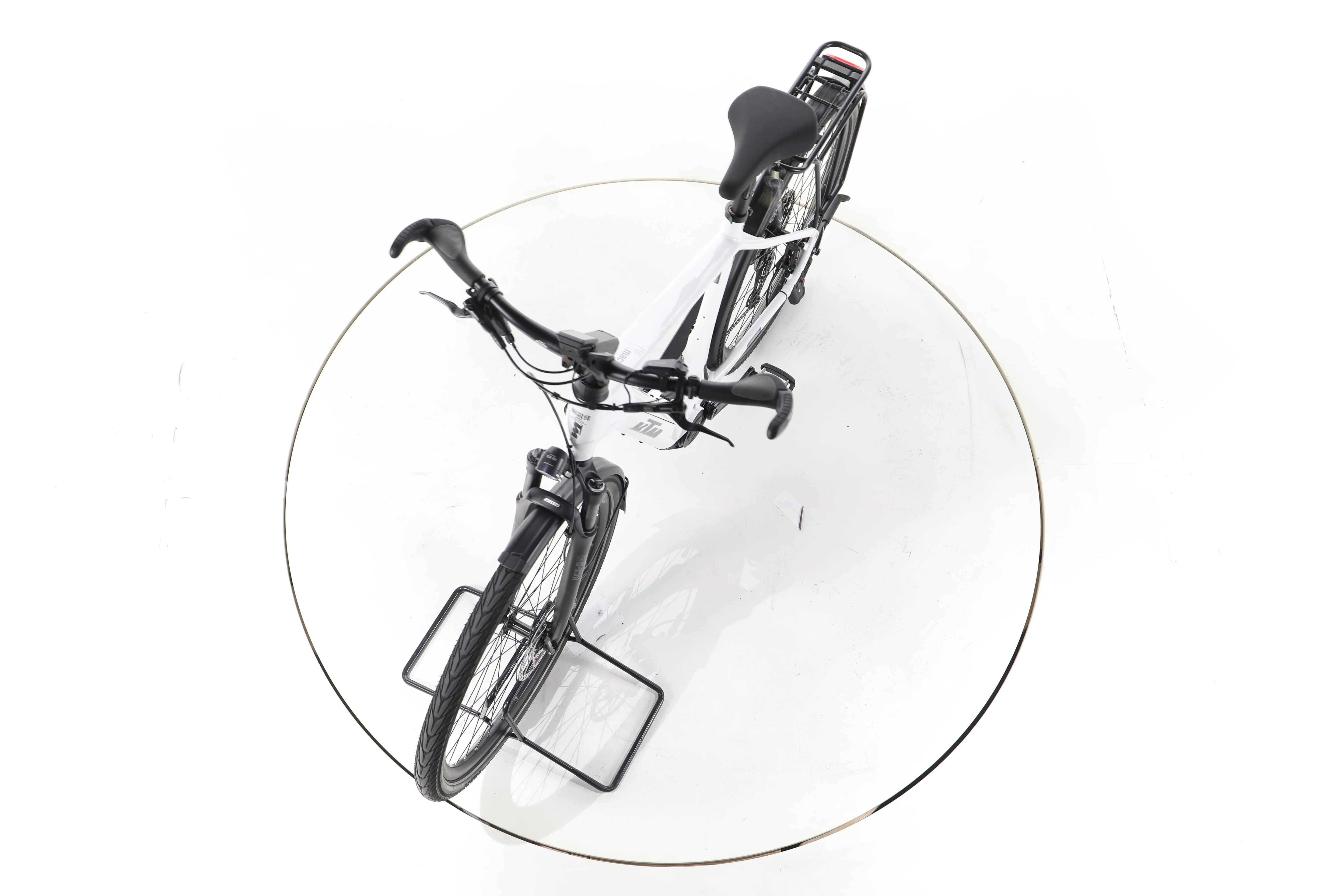 KTM Macina Style 720 Trekking E-Bike - Image 17