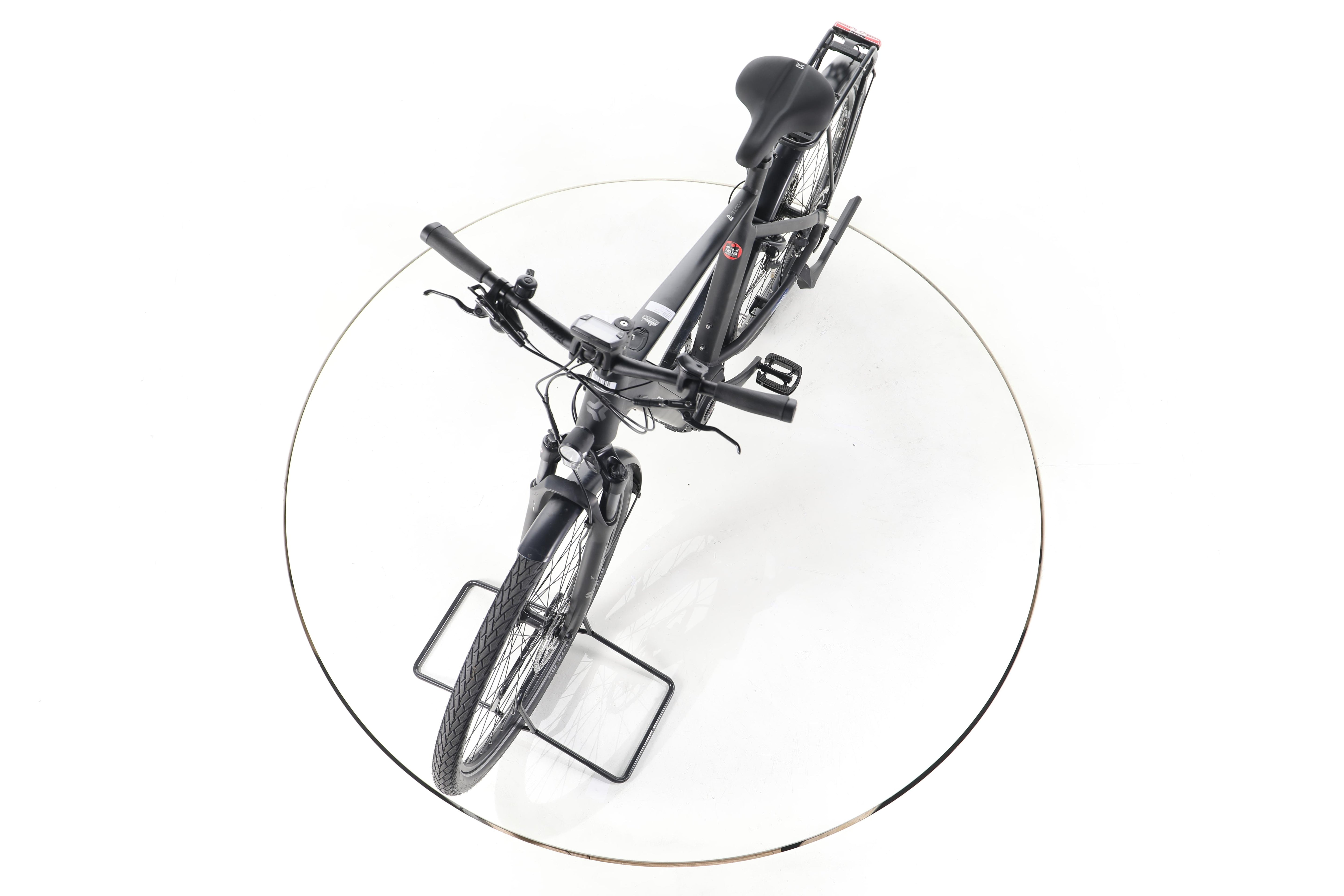 Carver Route E.510 Trekking E-Bike - Image 17