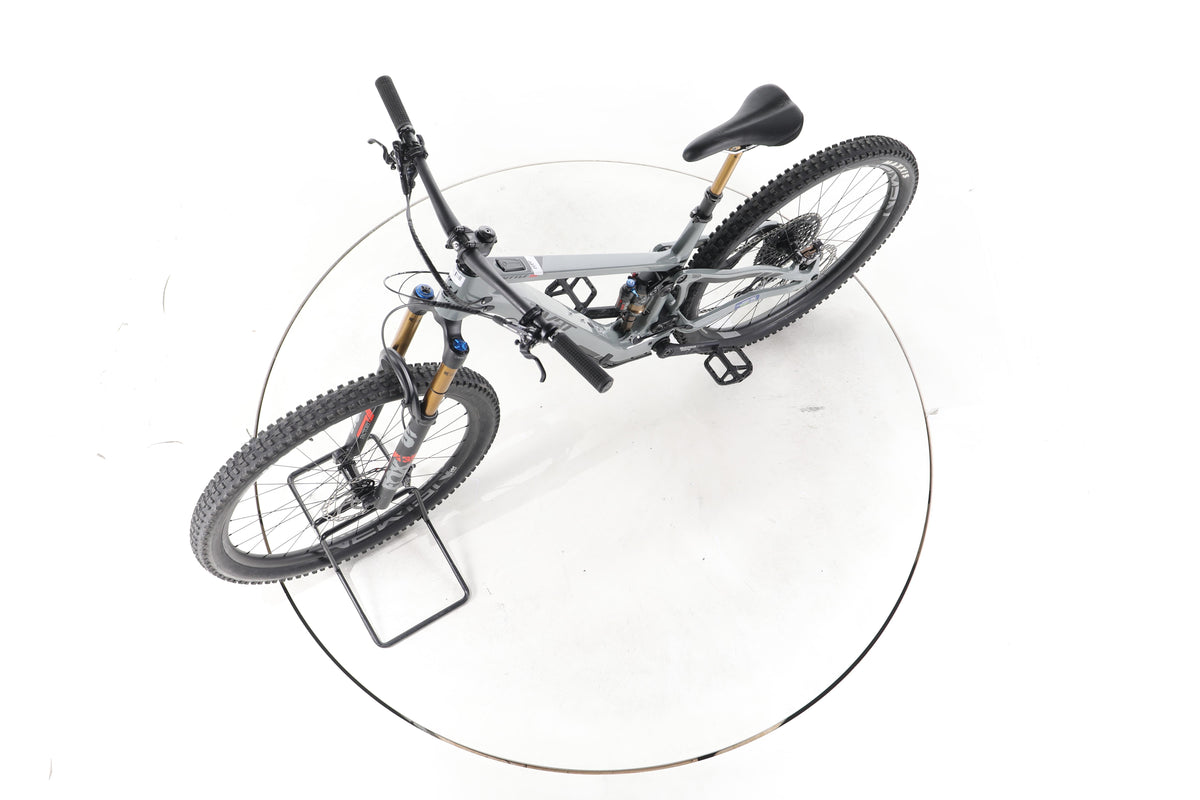 Pivot Cycles Shuttle SL E-Bike Fully Carbon - Image 18