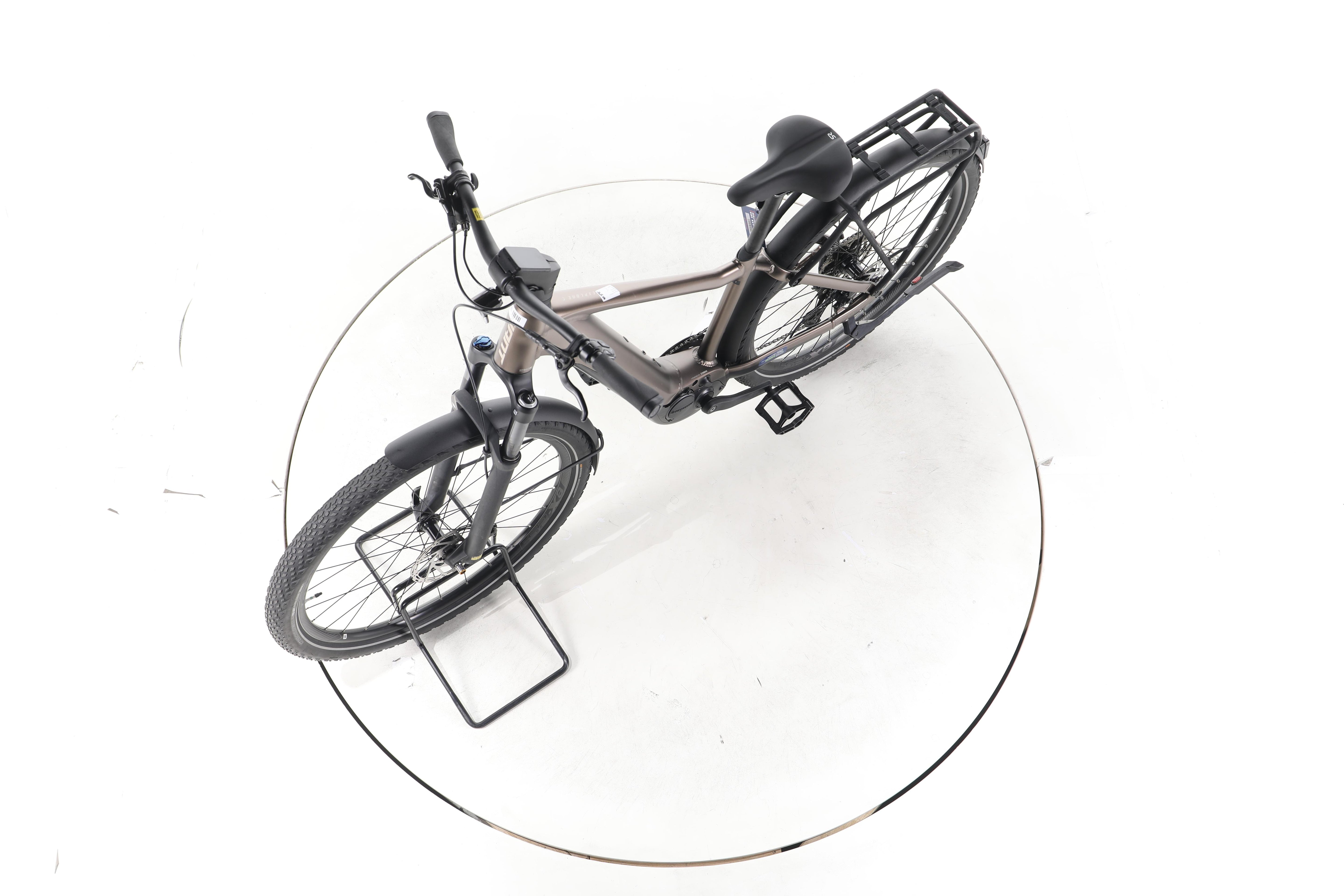 Giant Explore E+ Pro 1 Trekking E-Bike - Image 18