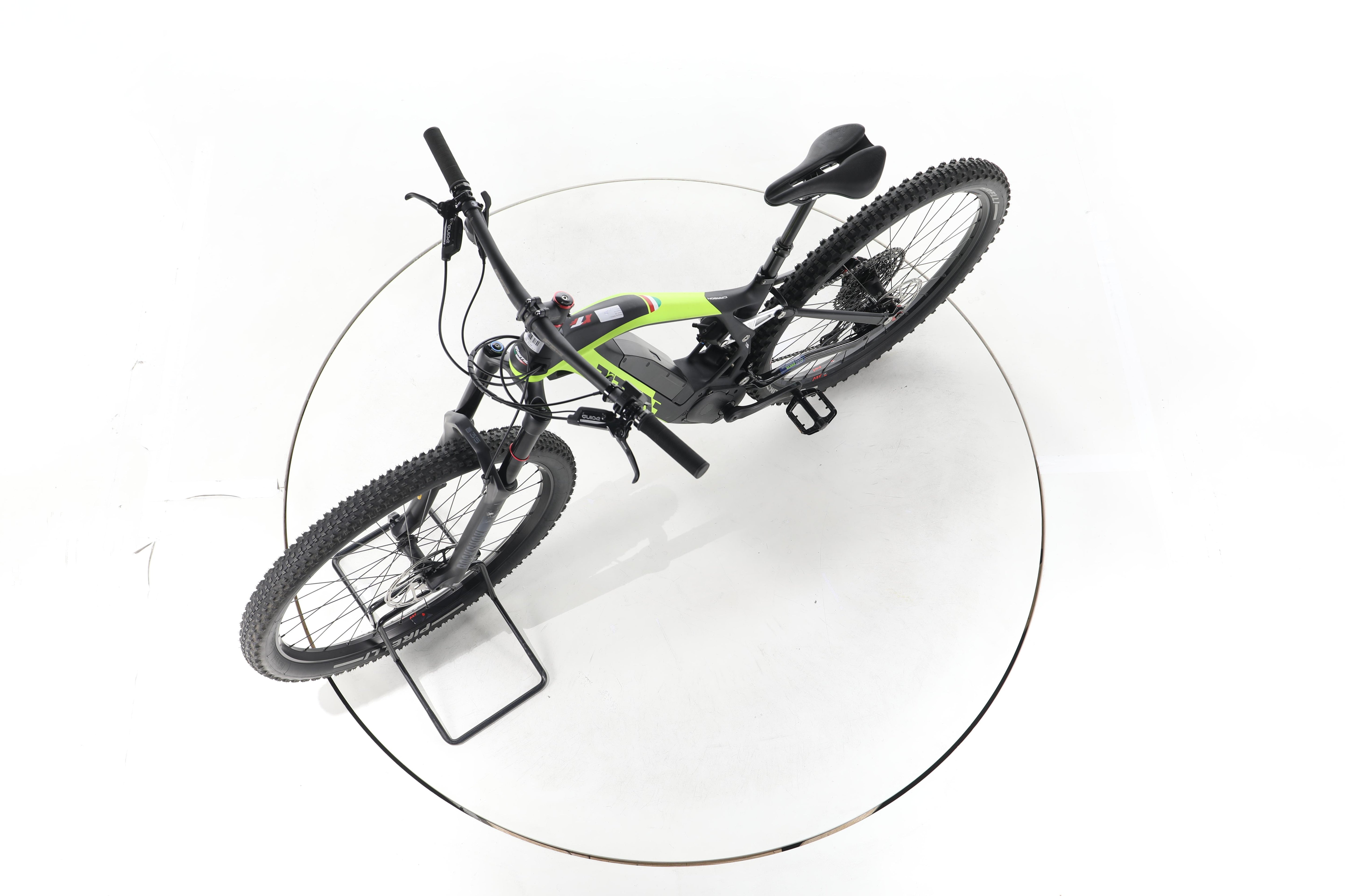 Fantic Fantic XTF 1.5 Carbon E-Bike Fully Carbon - Image 18