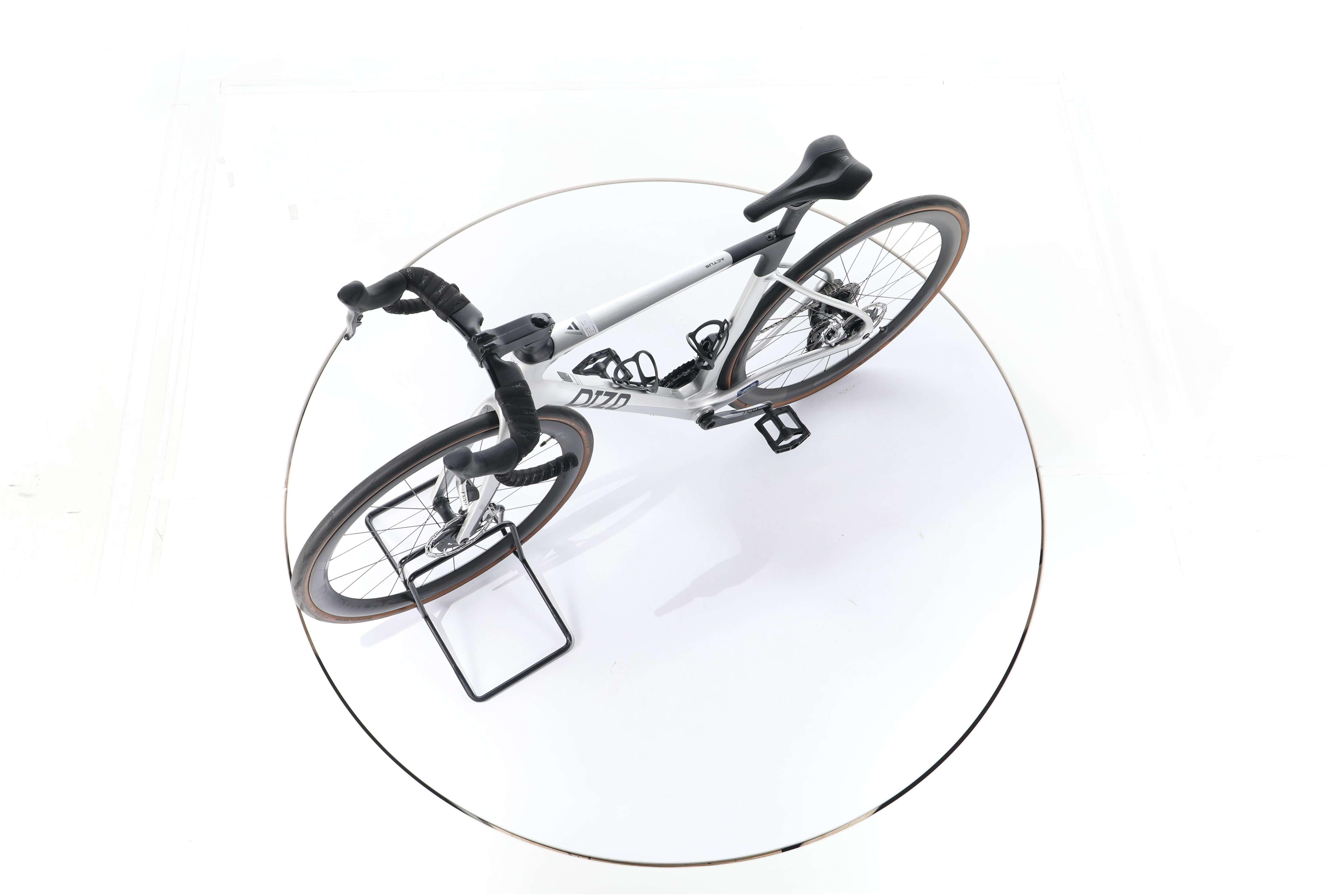 DIZO Actus Rennrad Carbon 2024 - Image 18