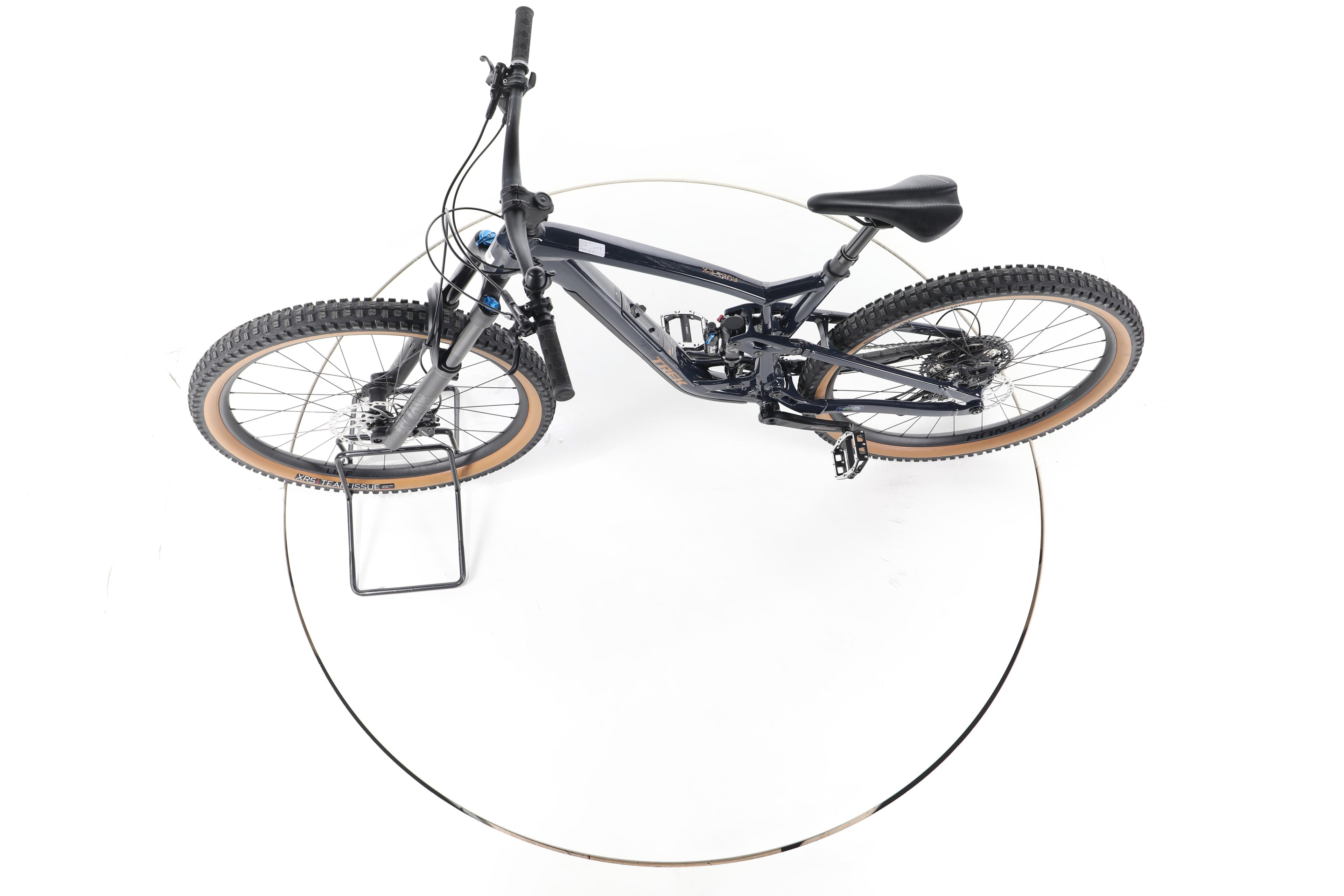 Trek Fuel EX 8 XT Gen 6 - Image 19