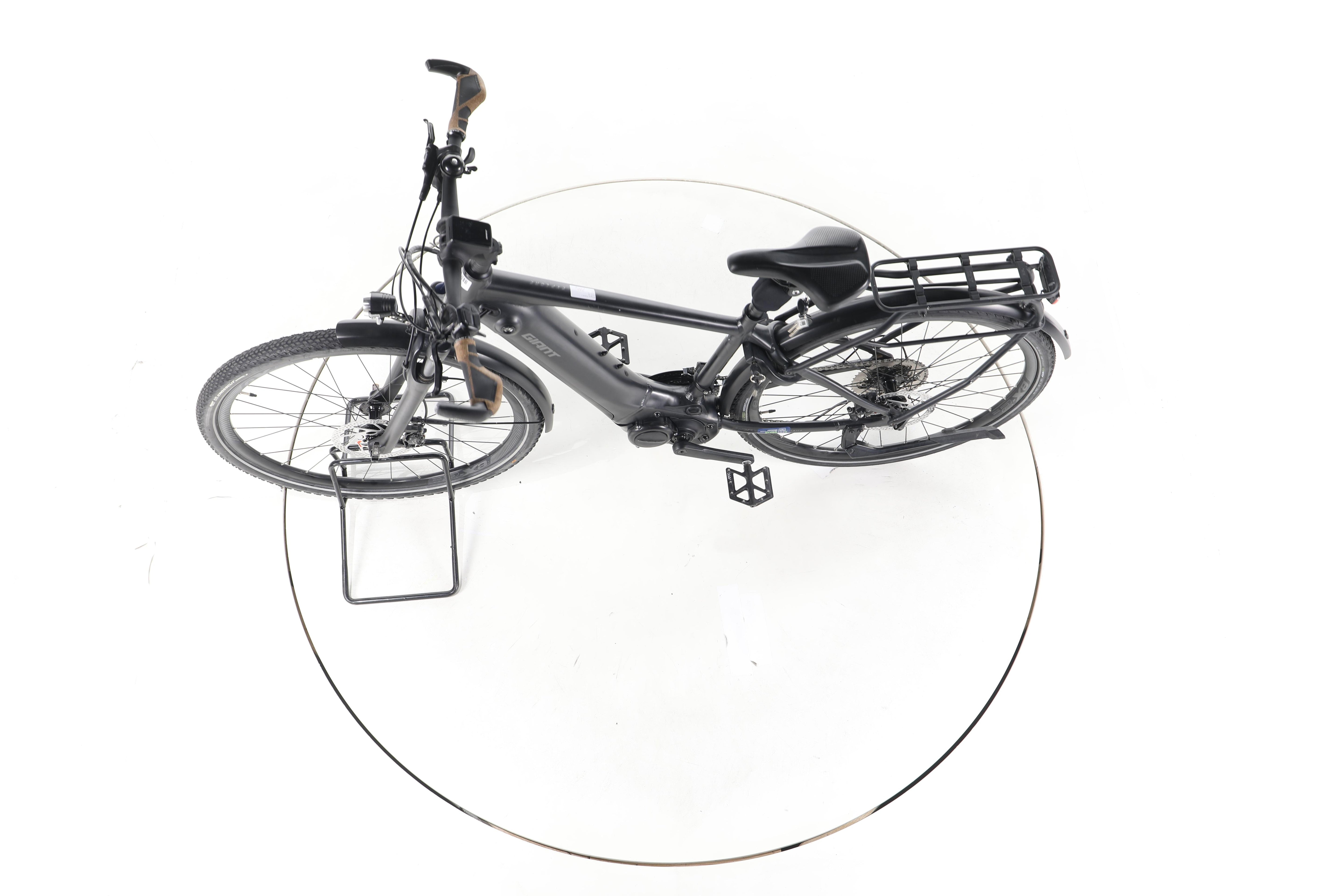 Giant Explore E+ 1 Trekking E-Bike - Image 19