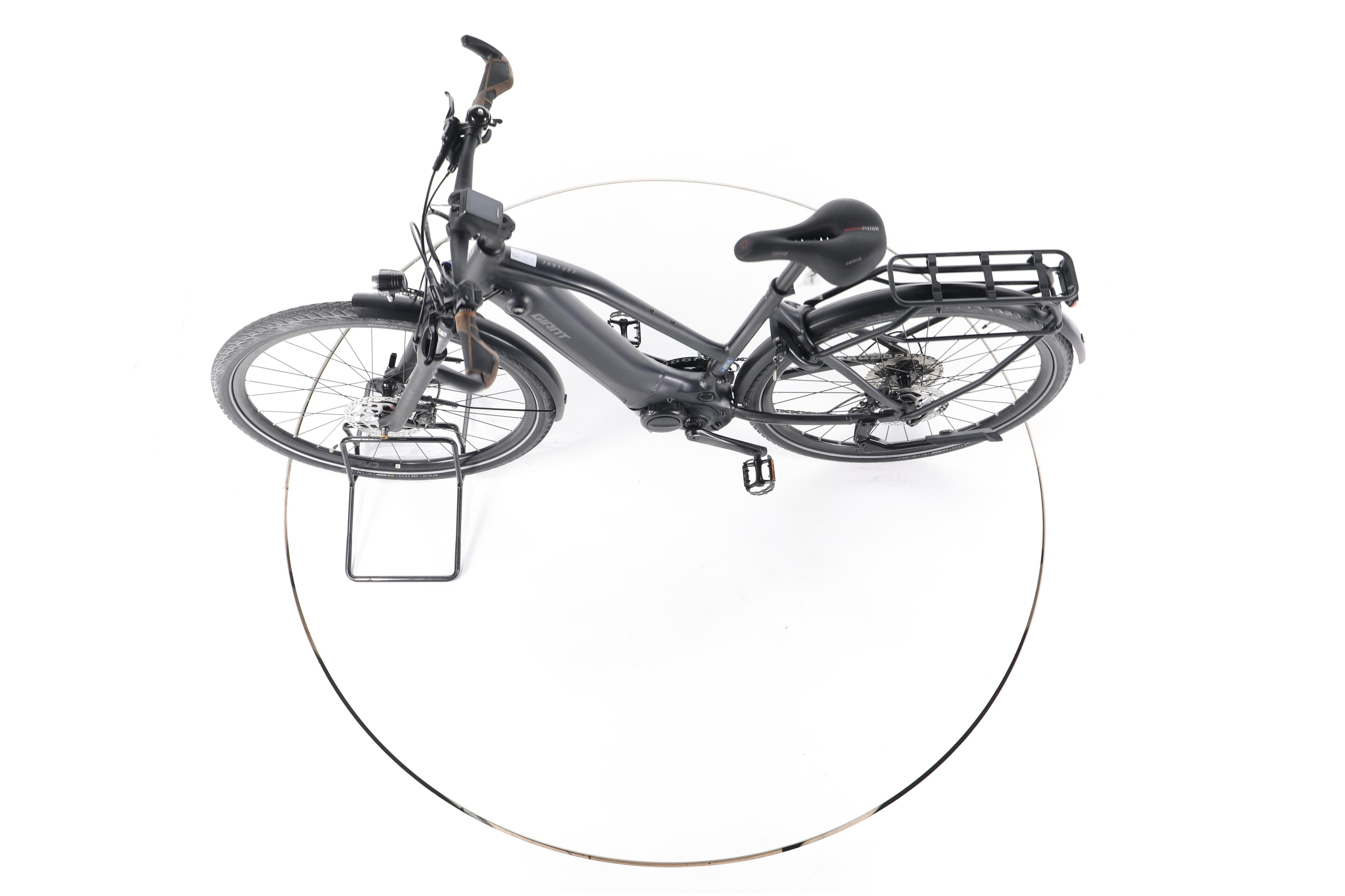 Giant Explore E+ 1 Trekking E-Bike - Image 19