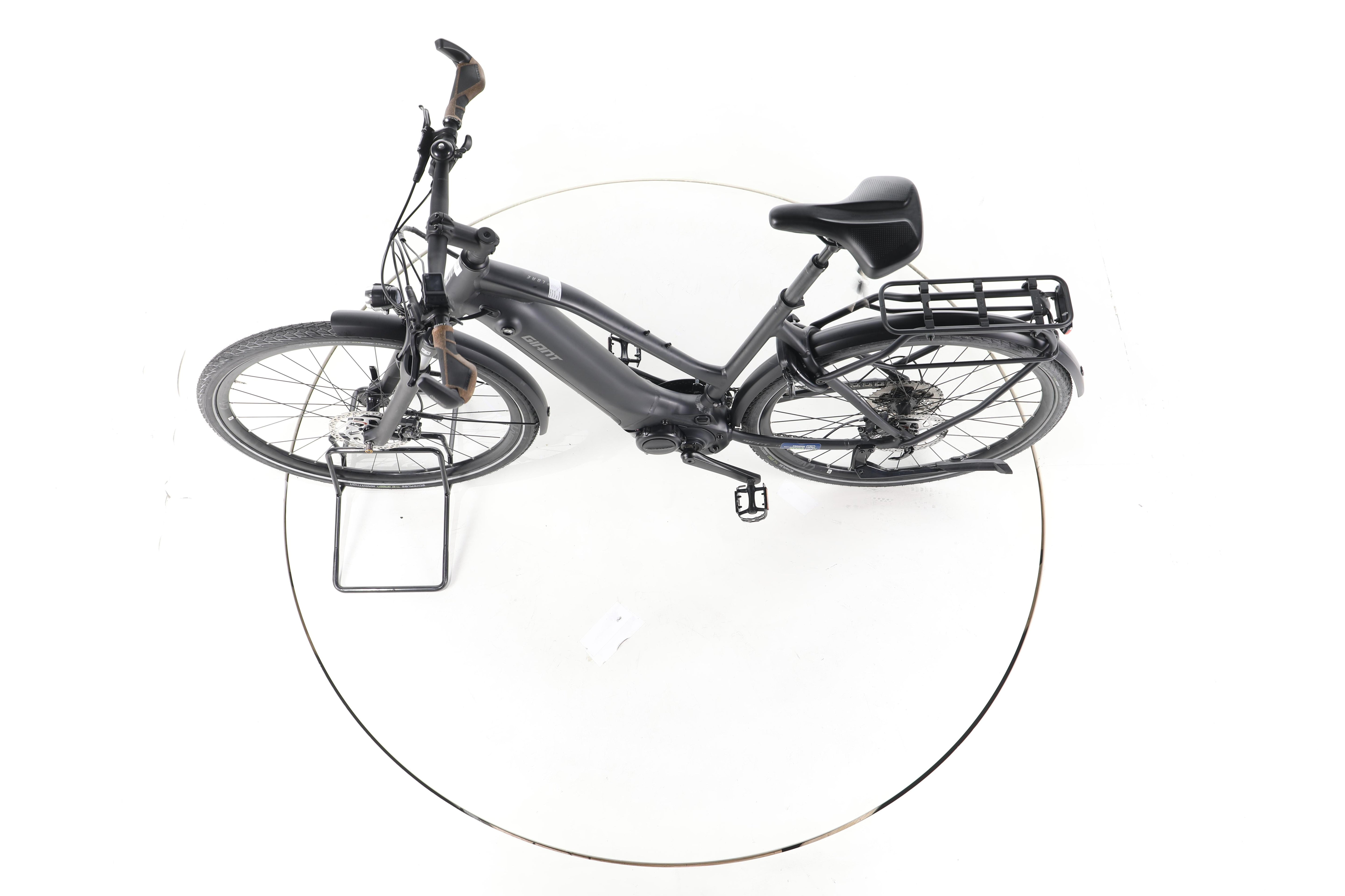 Giant Explore E+ 1 Trekking E-Bike - Image 19