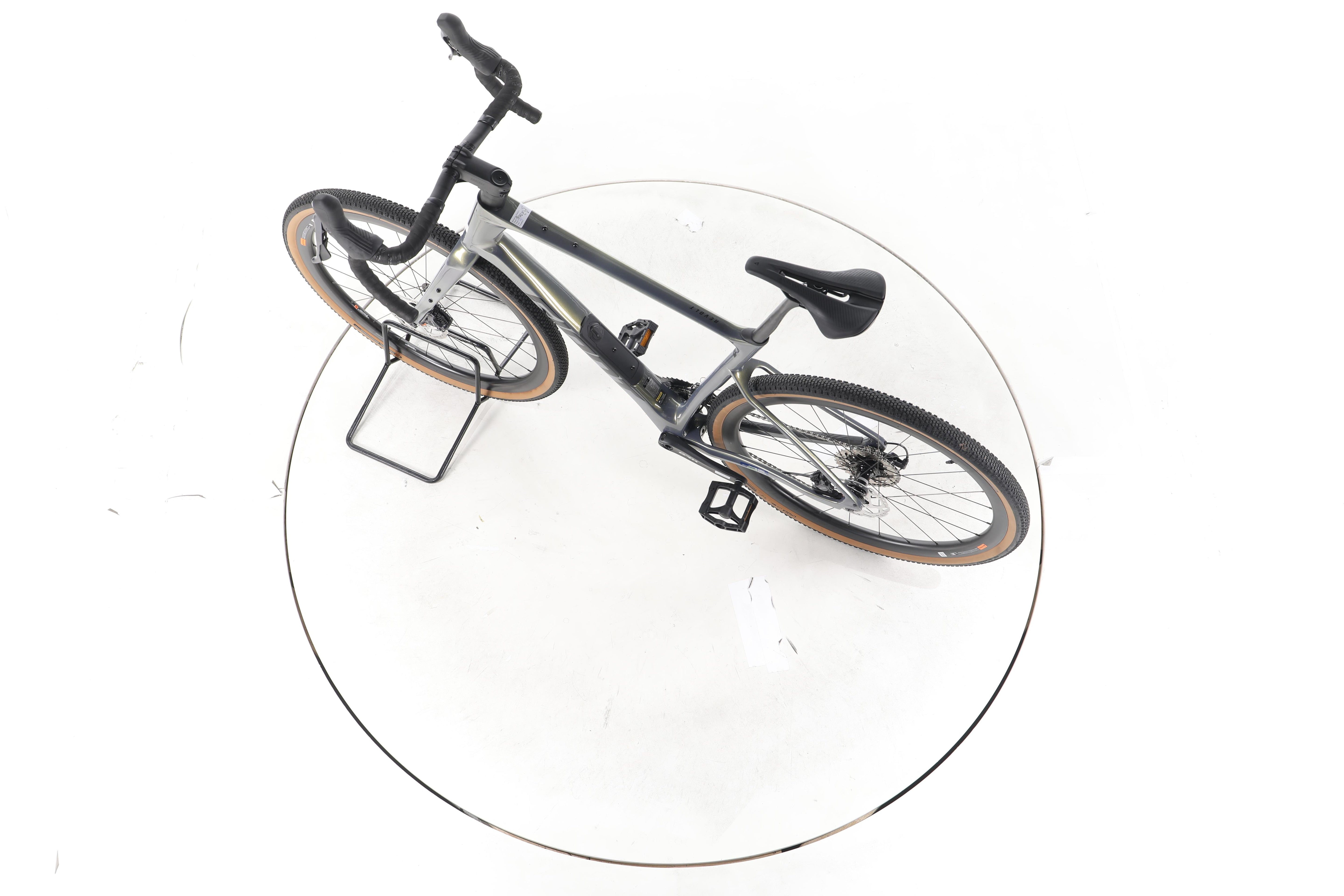 Giant Revolt Advanced 0 Gravelbike Carbon - Image 20
