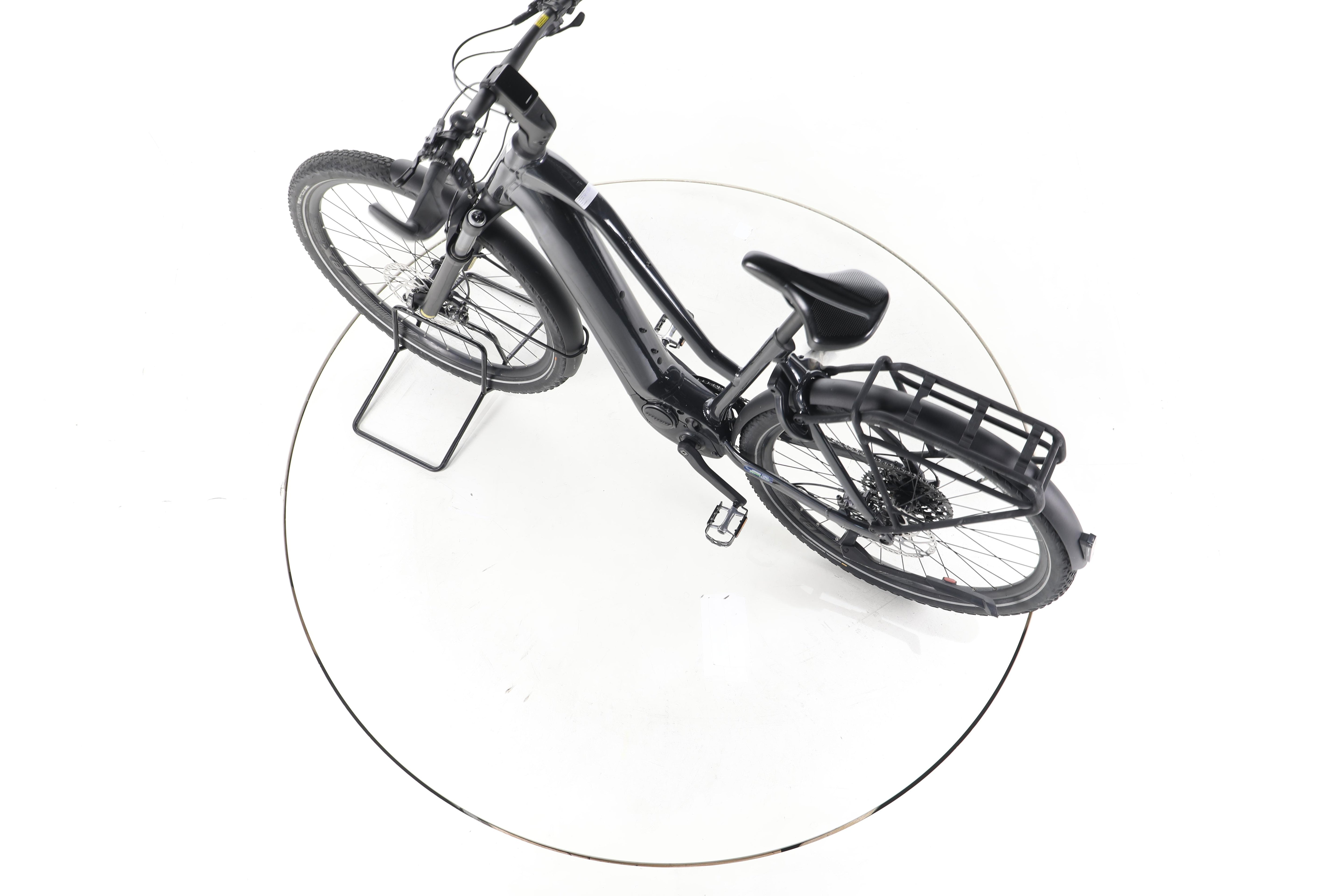 Giant Explore E+ 3 Trekking E-Bike - Image 20