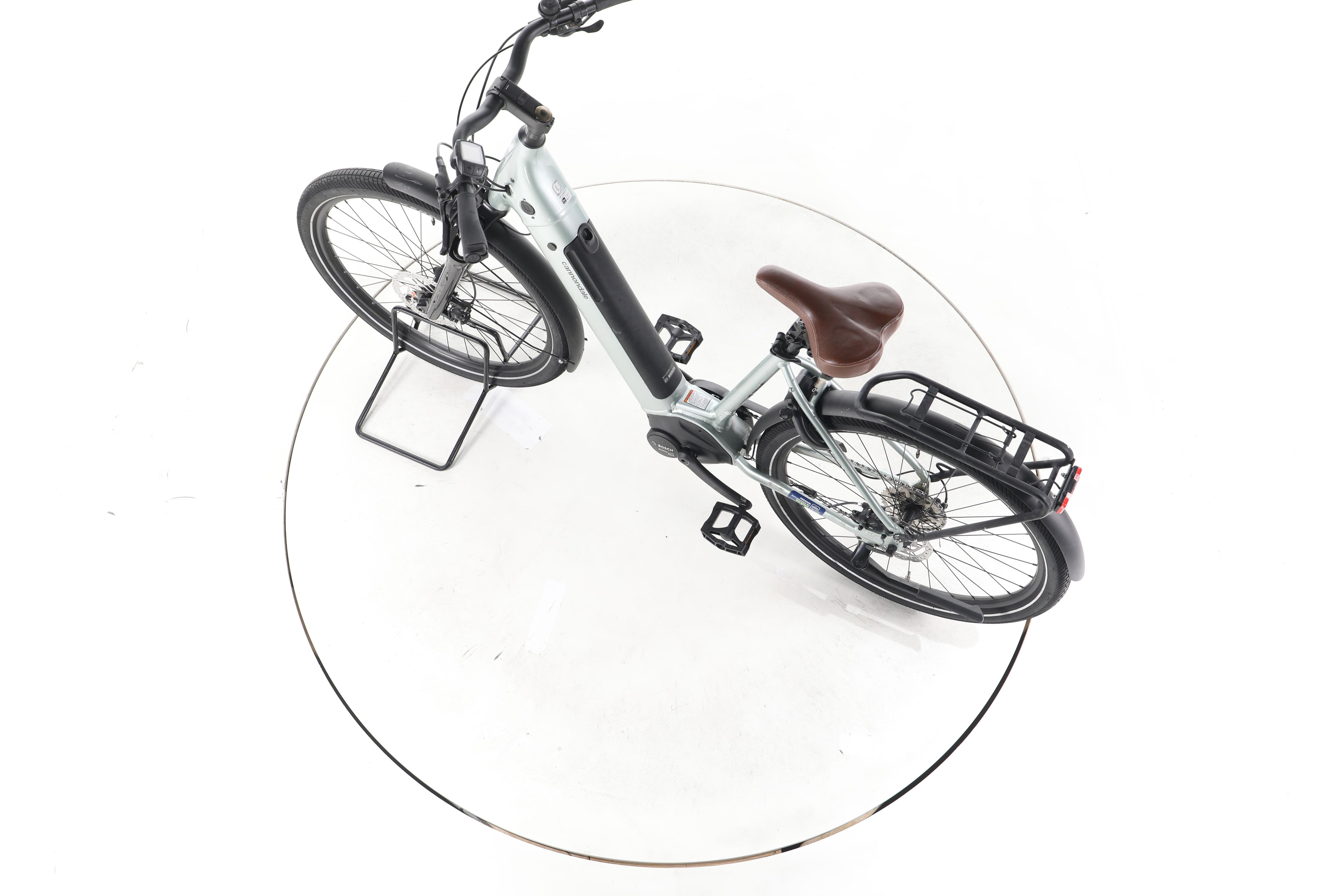 Cannondale 650 U Adventure Neo 2 EQ Trekking E-Bike Tiefeinsteiger - Image 20