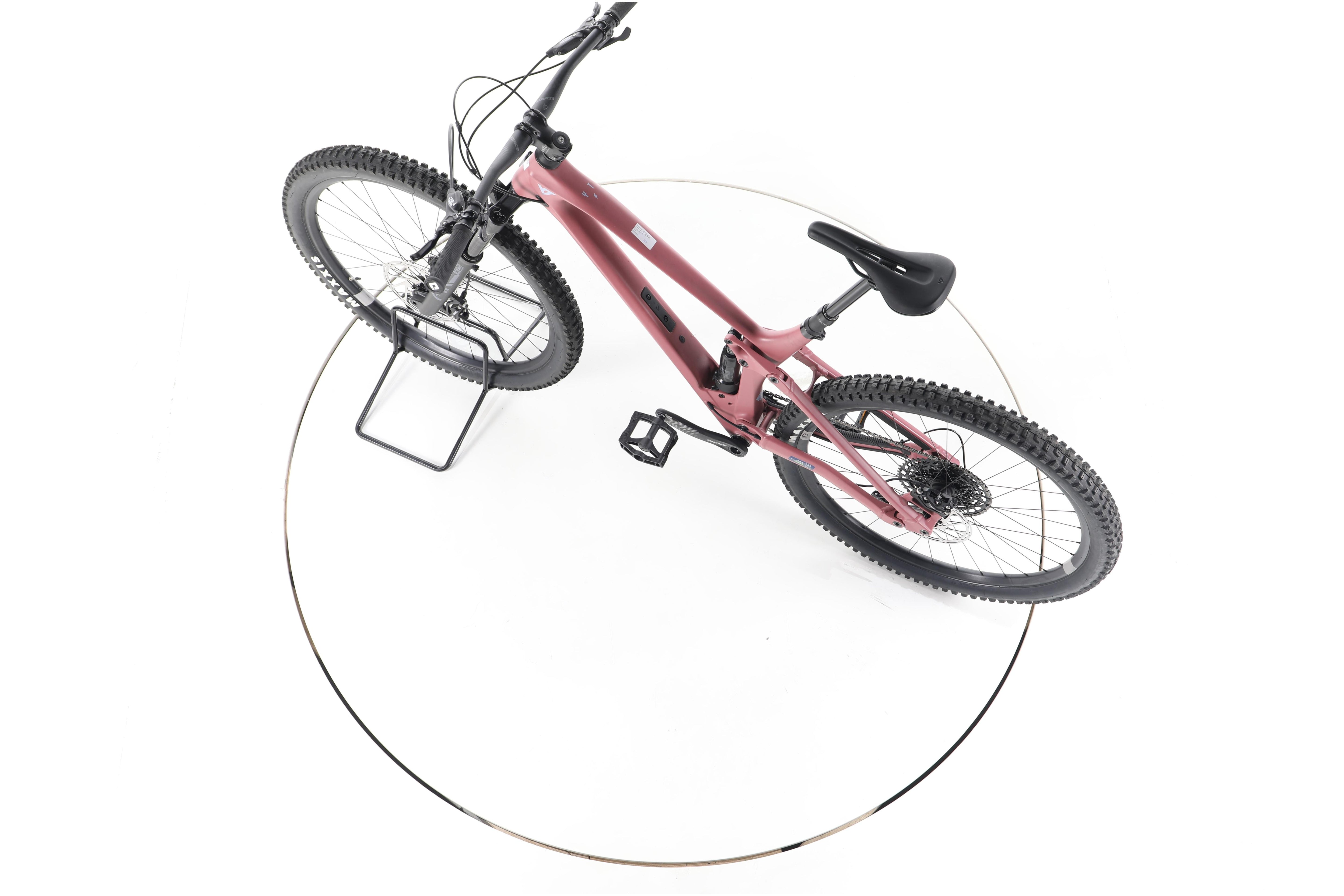YT Izzo Core 1 - Image 20