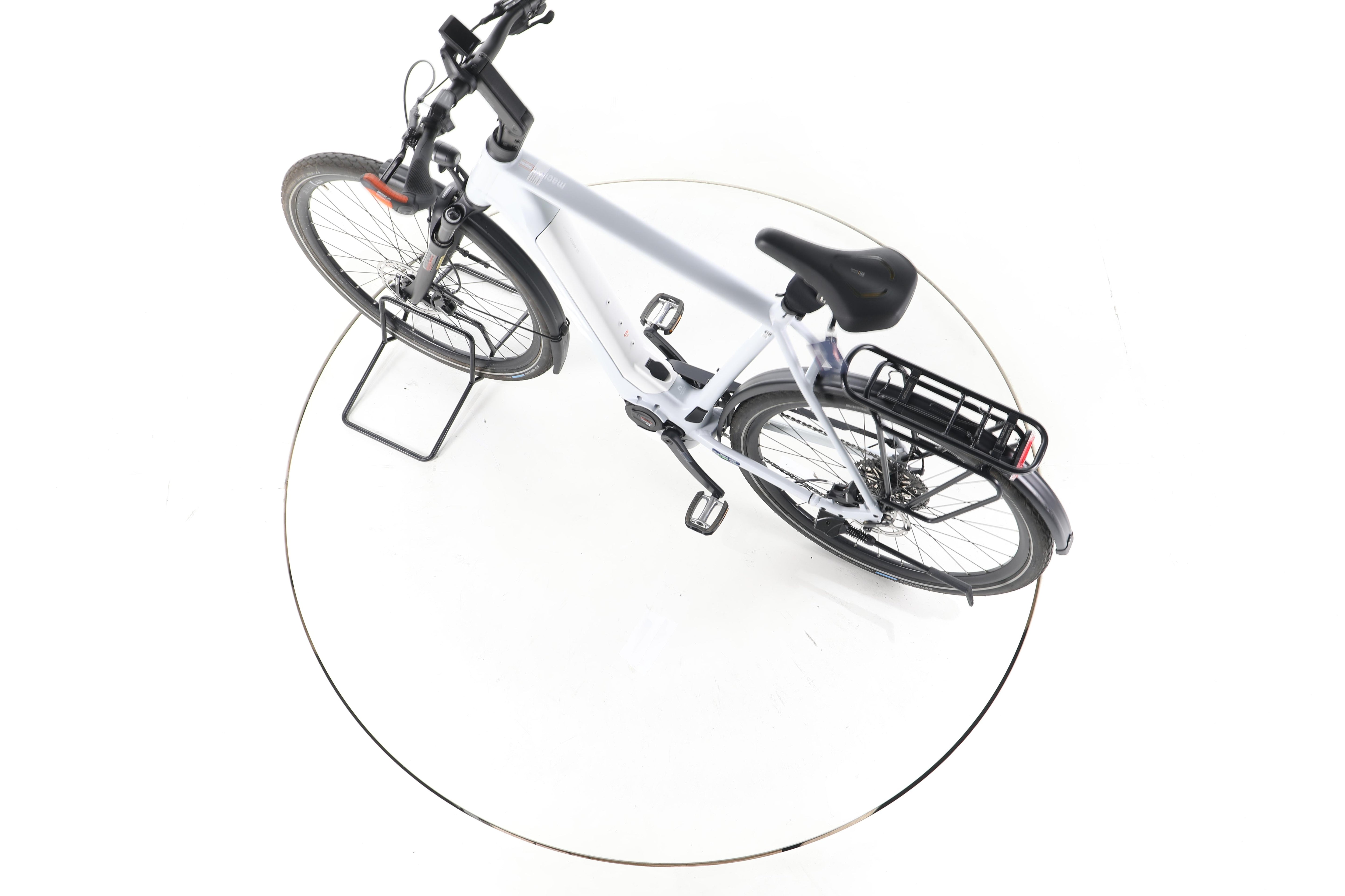 KTM Macina Style Pro Trekking E-Bike - Image 20