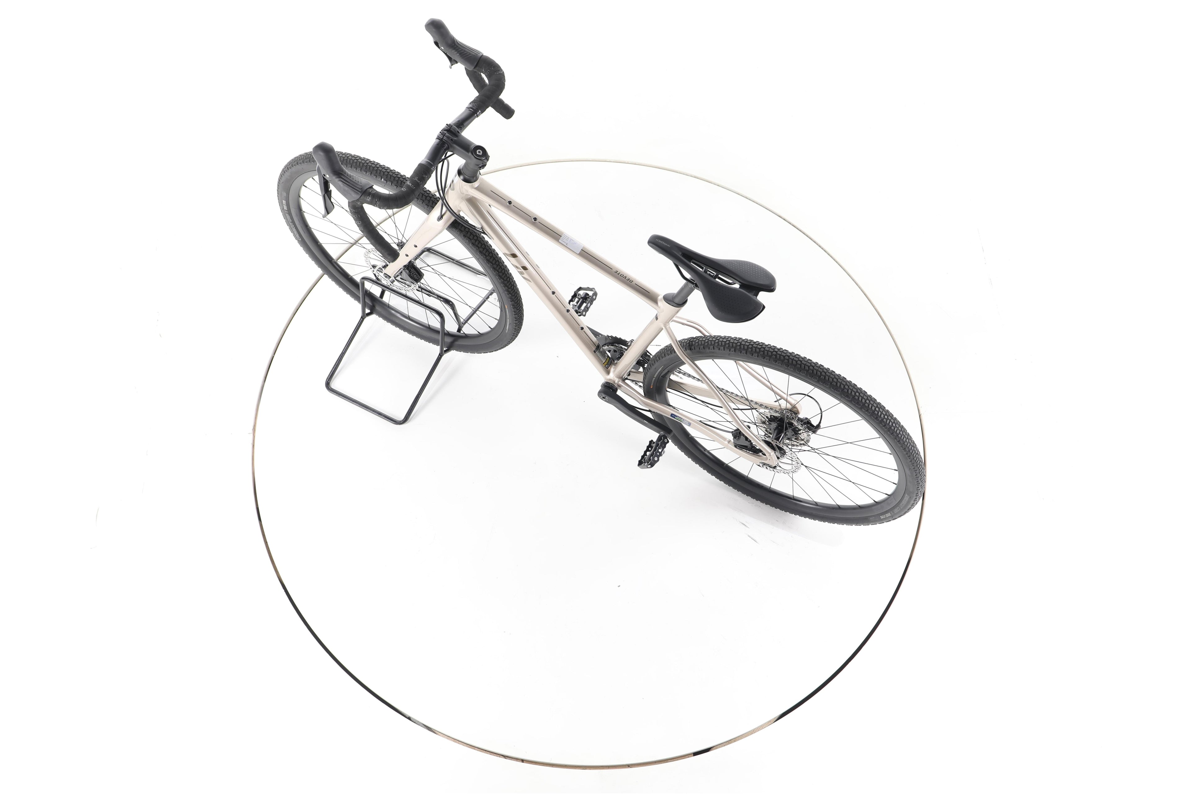 Liv Devote 0 - Image 20