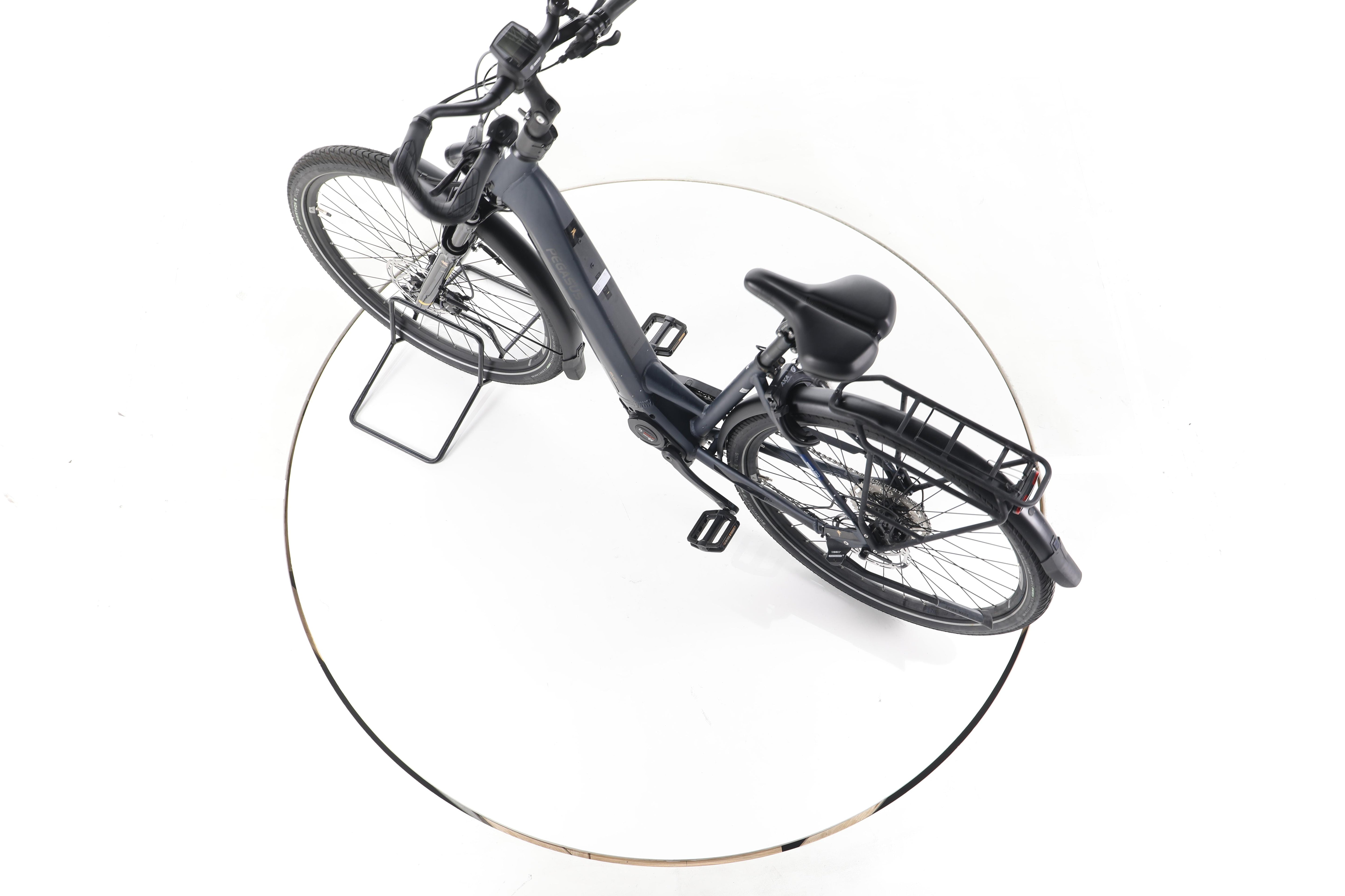 Pegasus Premio Evo Lite Comfort Trekking E-Bike Tiefeinsteiger - Image 20