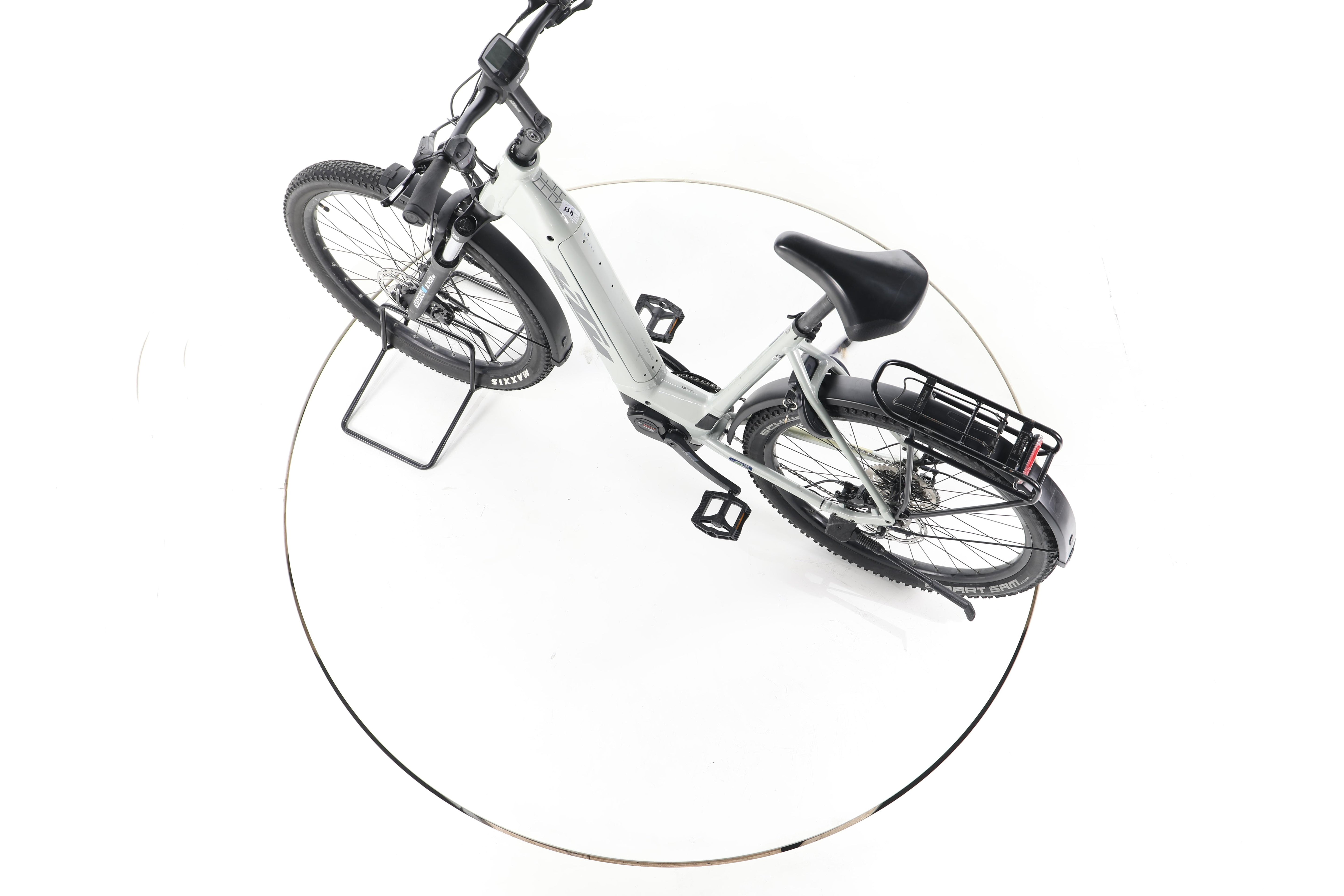 KTM Macina aera 571 LFC Trekking E-Bike Tiefeinsteiger - Image 20