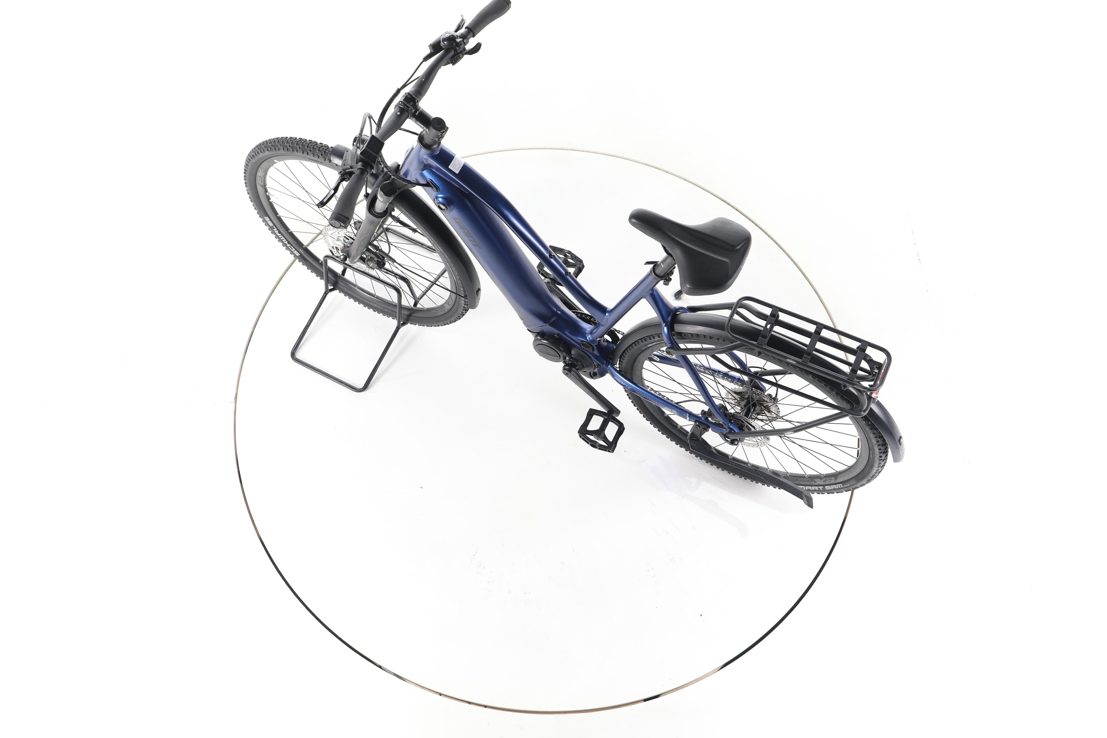 Giant Explore E+2 STA Trekking E-Bike - Image 20