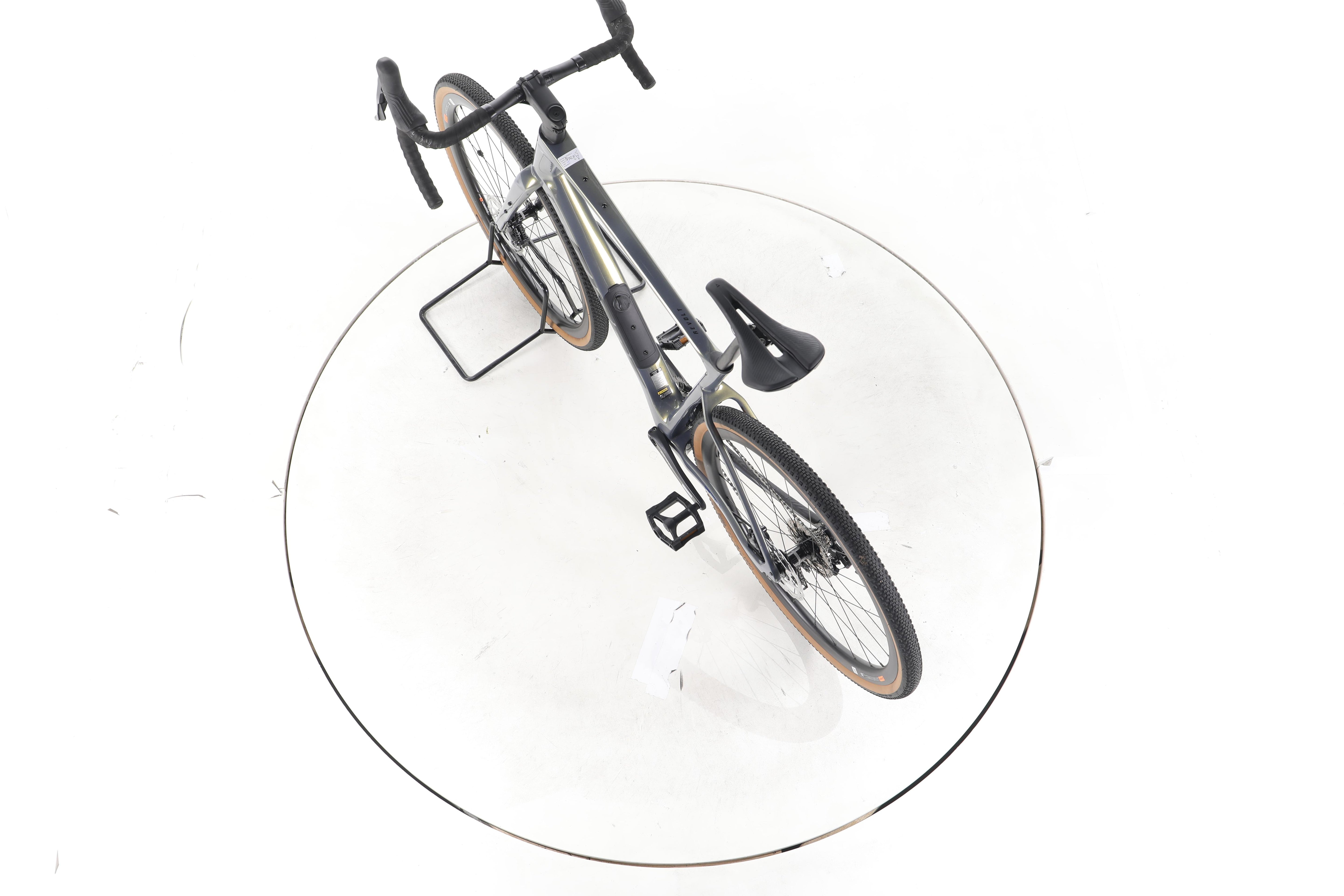 Giant Revolt Advanced 0 Gravelbike Carbon - Image 21