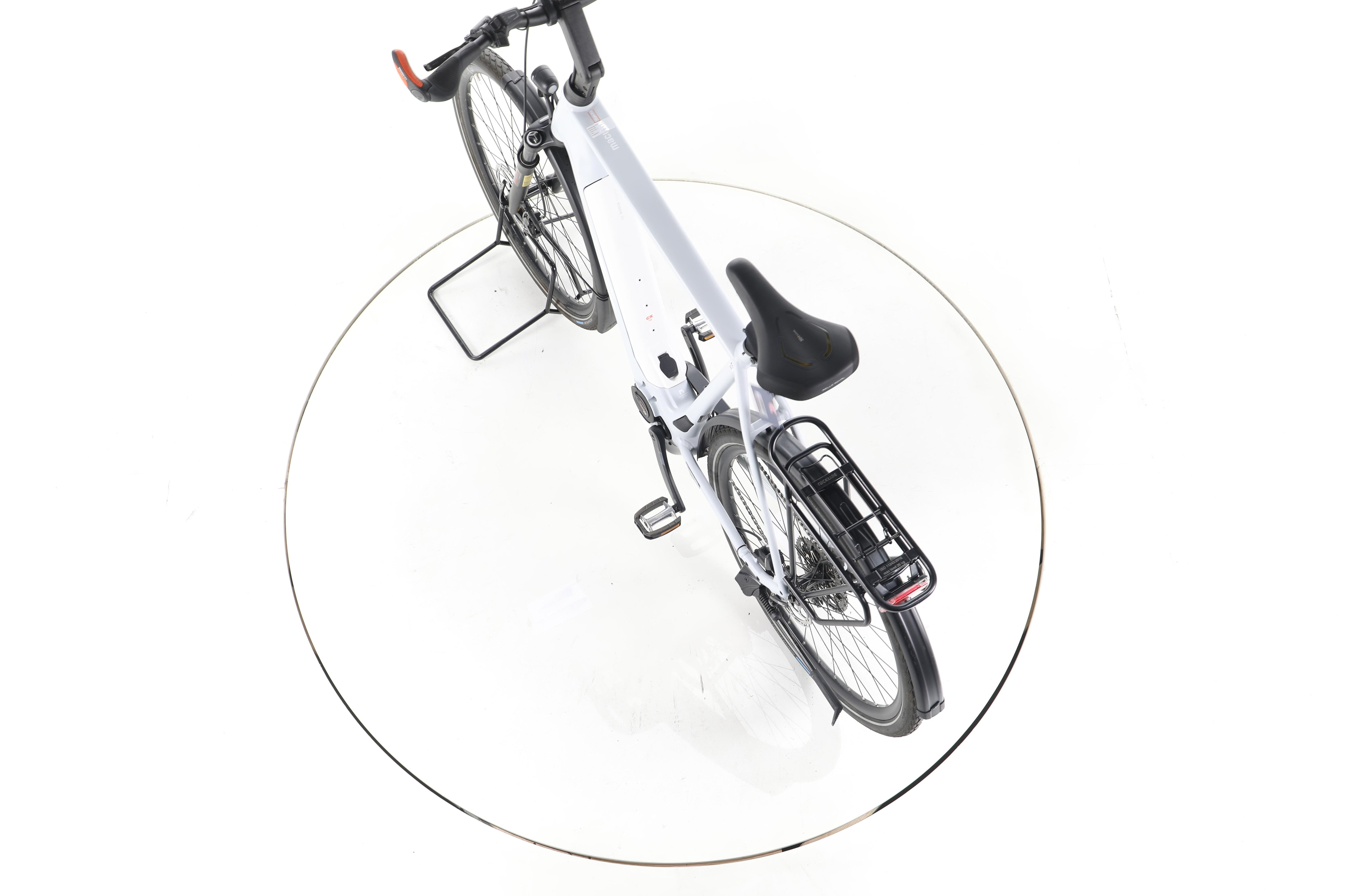 KTM Macina Style Pro Trekking E-Bike - Image 21