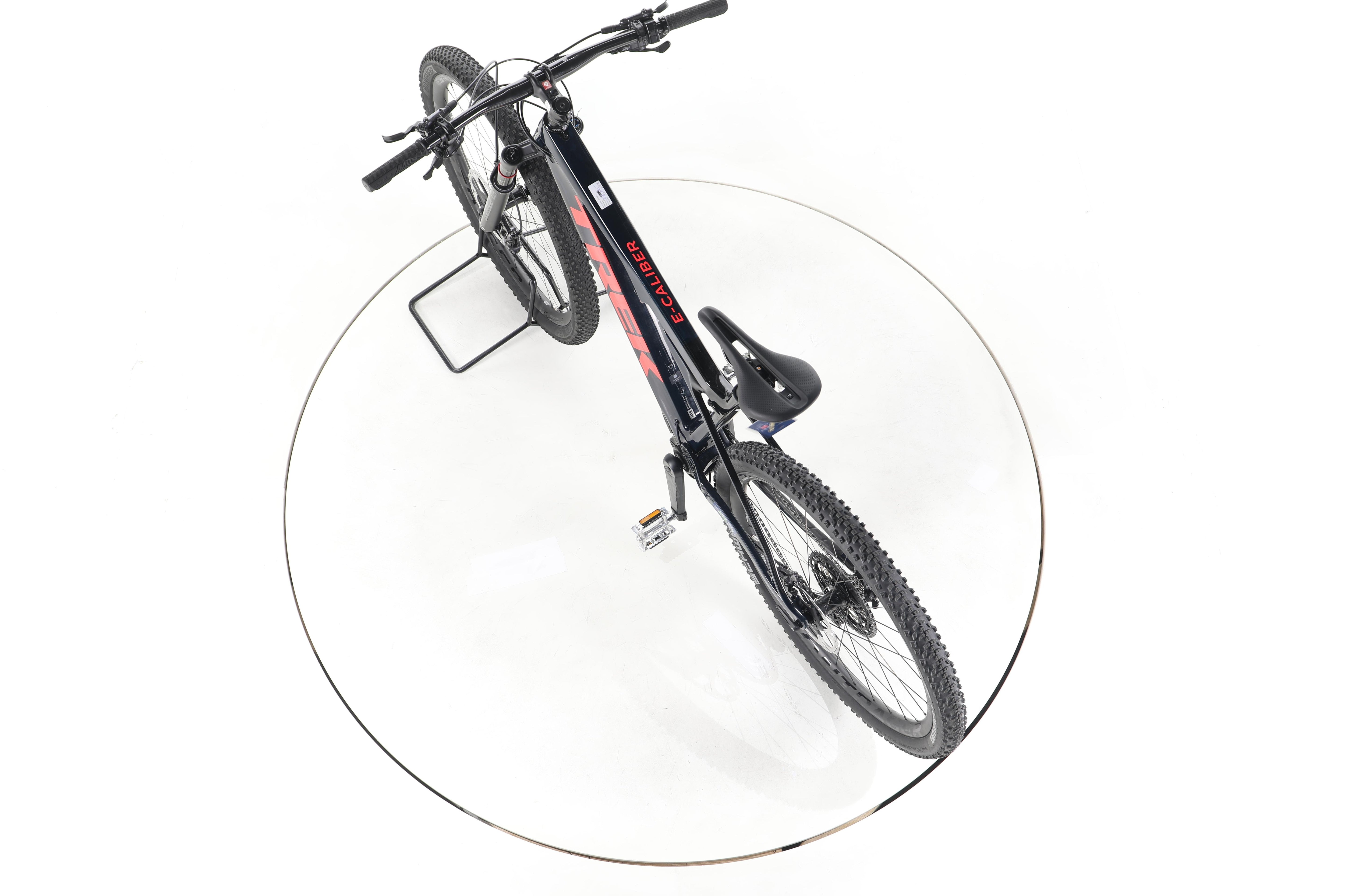 Trek E-Caliber 9.8 XT E-Bike Fully Carbon - Image 21