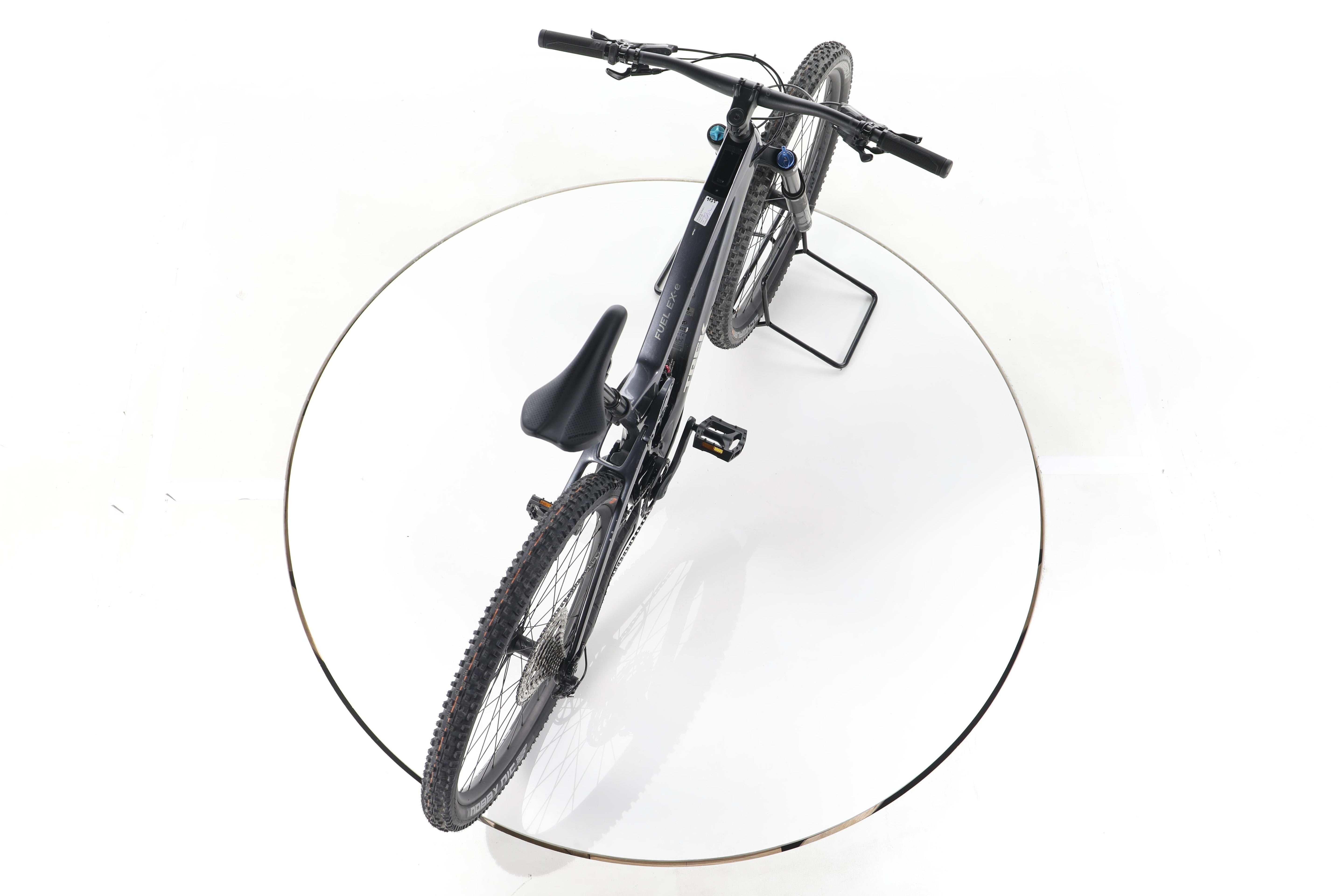 Trek Fuel EXe 9.7 E-Bike Fully Carbon - Image 23