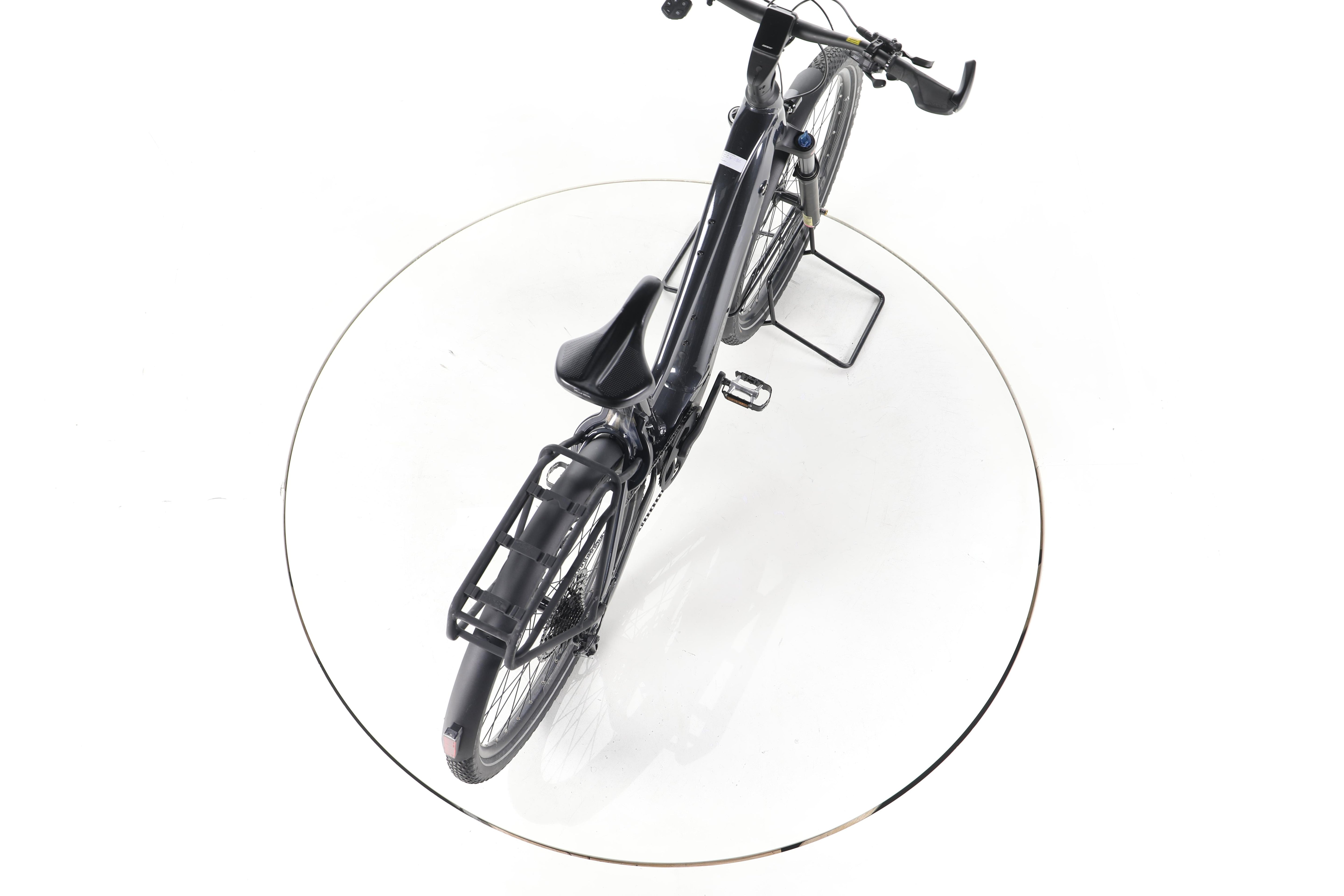 Giant Explore E+ 3 Trekking E-Bike - Image 23