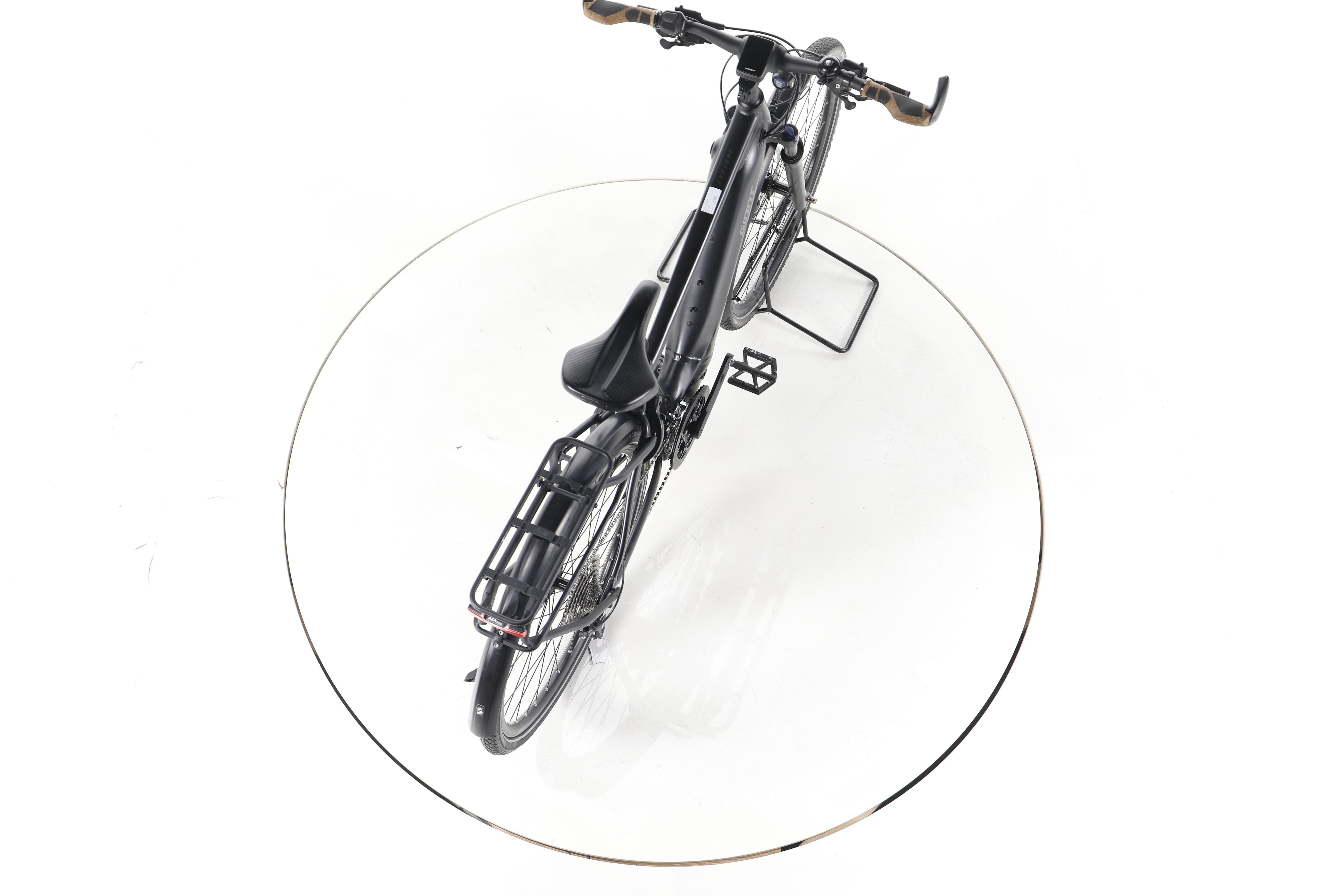 Giant Explore E+ 1 Trekking E-Bike - Image 23
