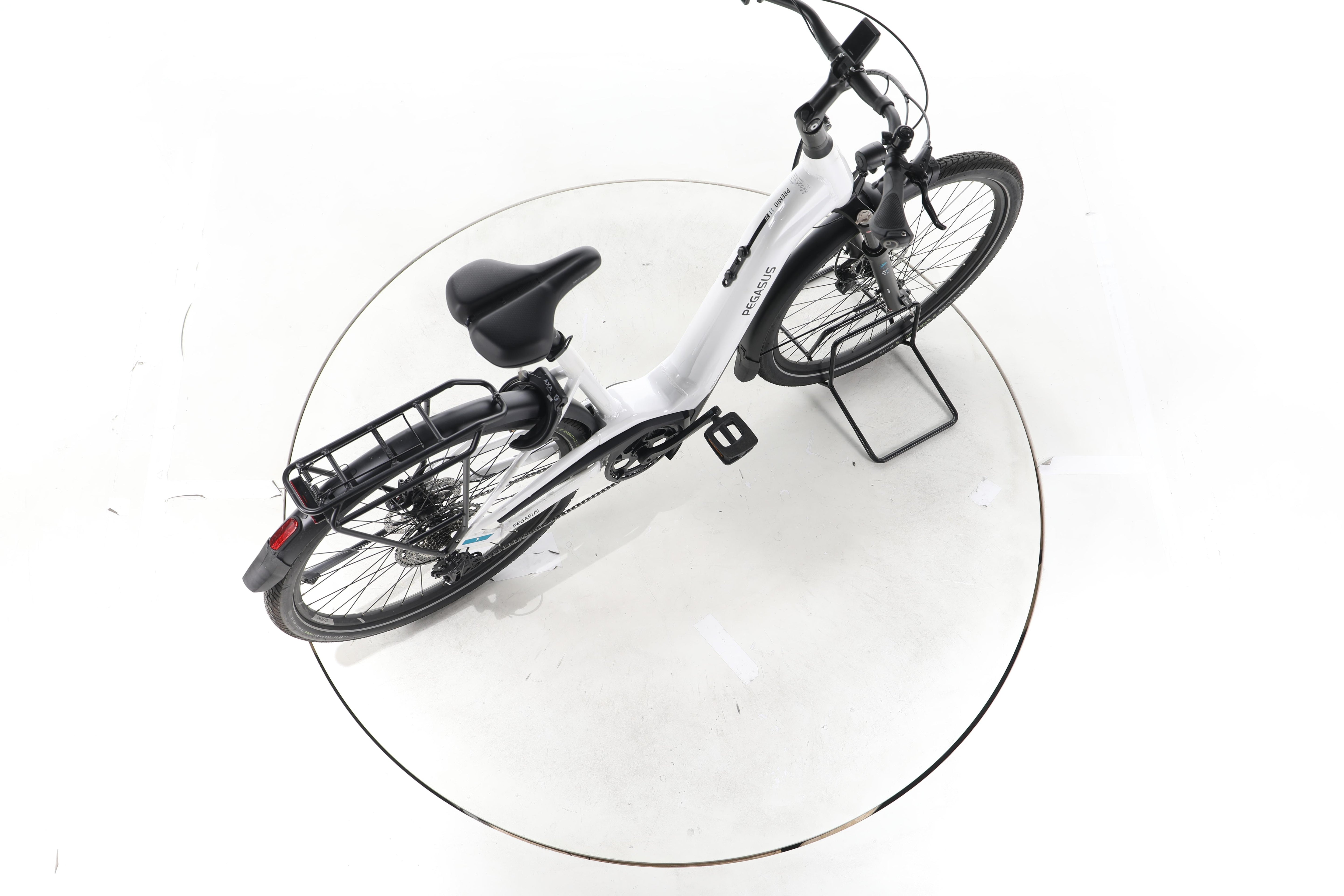 Pegasus Premio EVO 11 Trekking E-Bike Tiefeinsteiger - Image 24