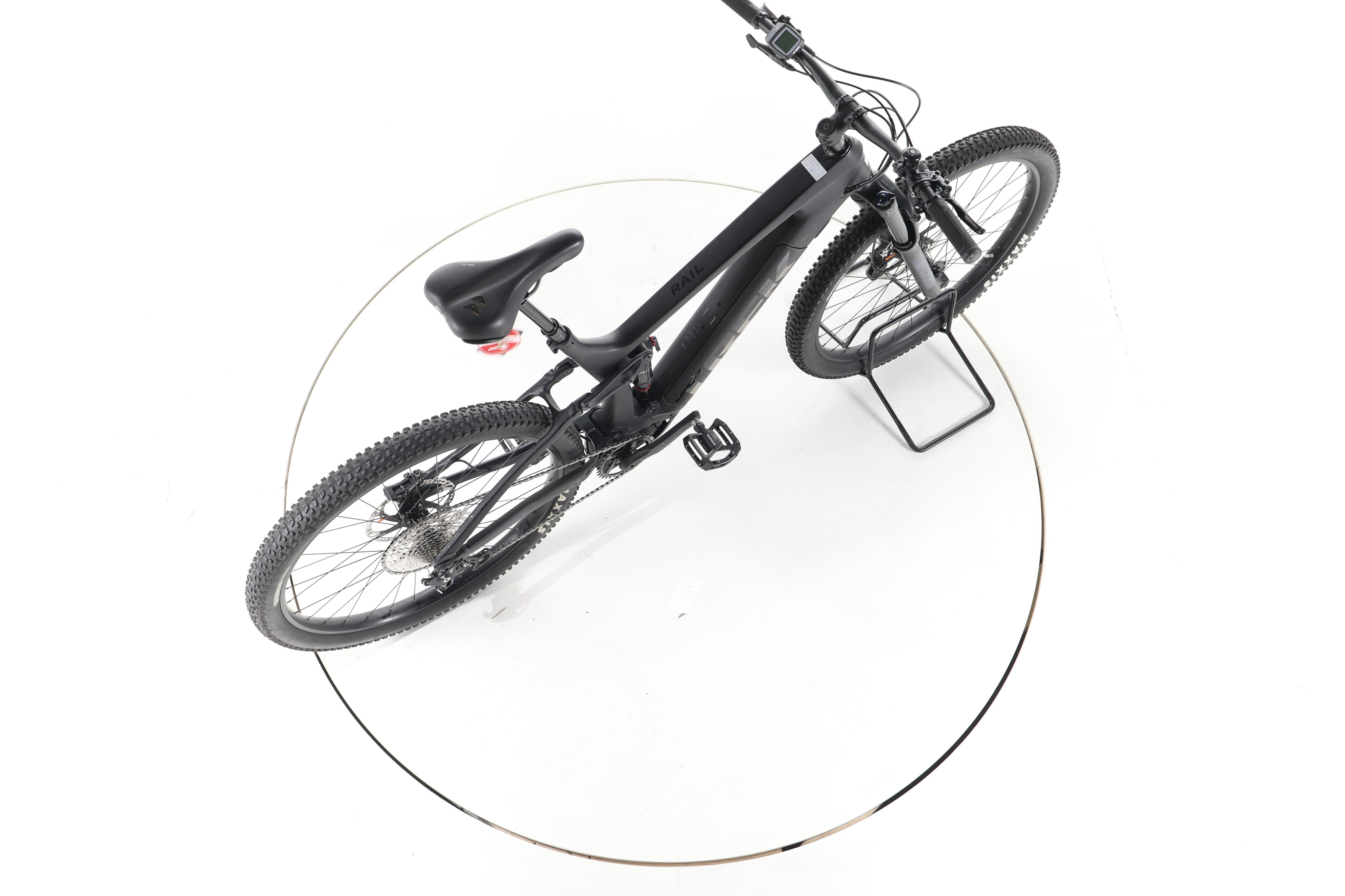 Trek Rail 9.5 Fully E-Bike Carbon - Image 24