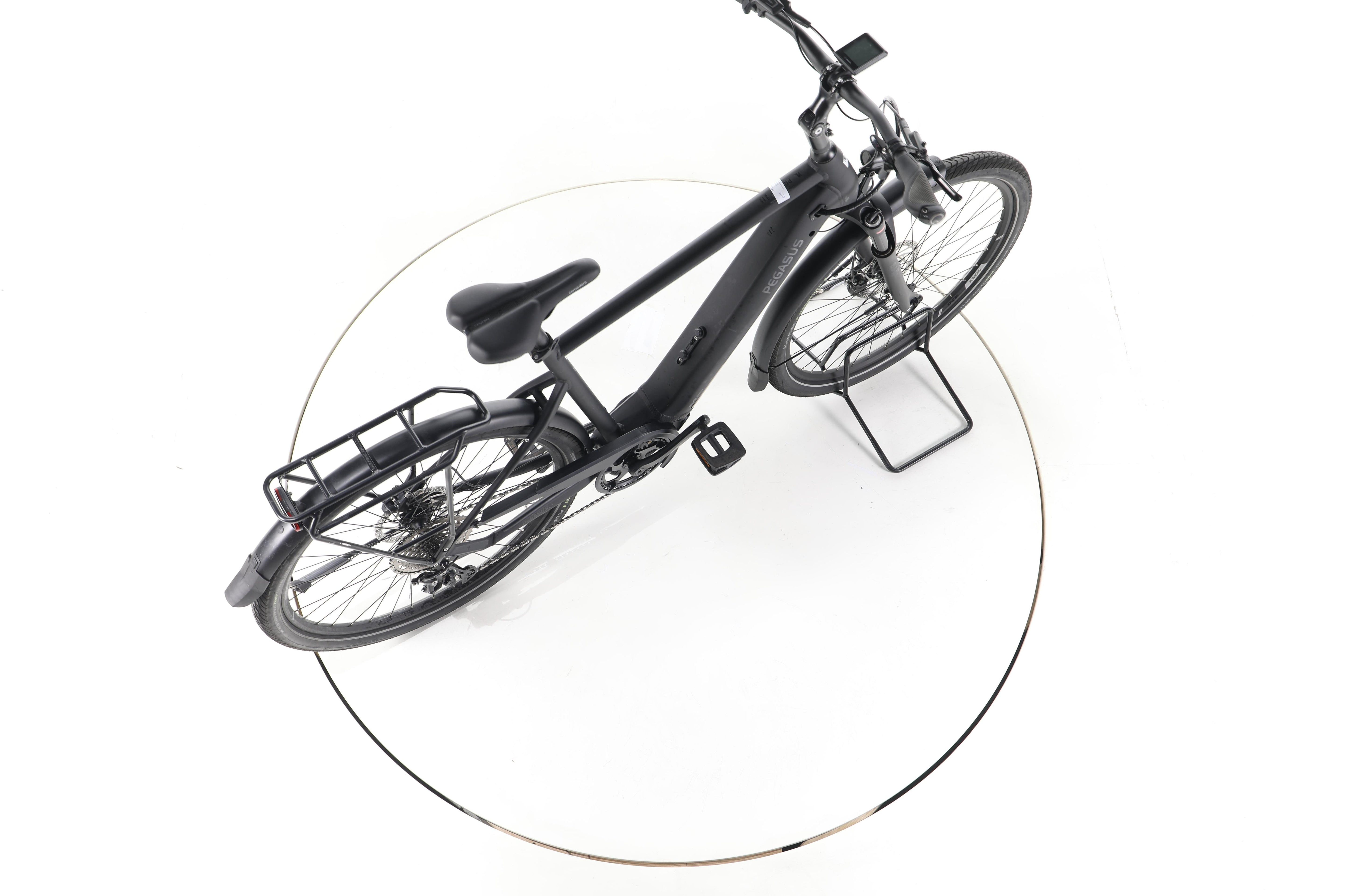 Pegasus Premio Evo 10 Trekking E-Bike - Image 24