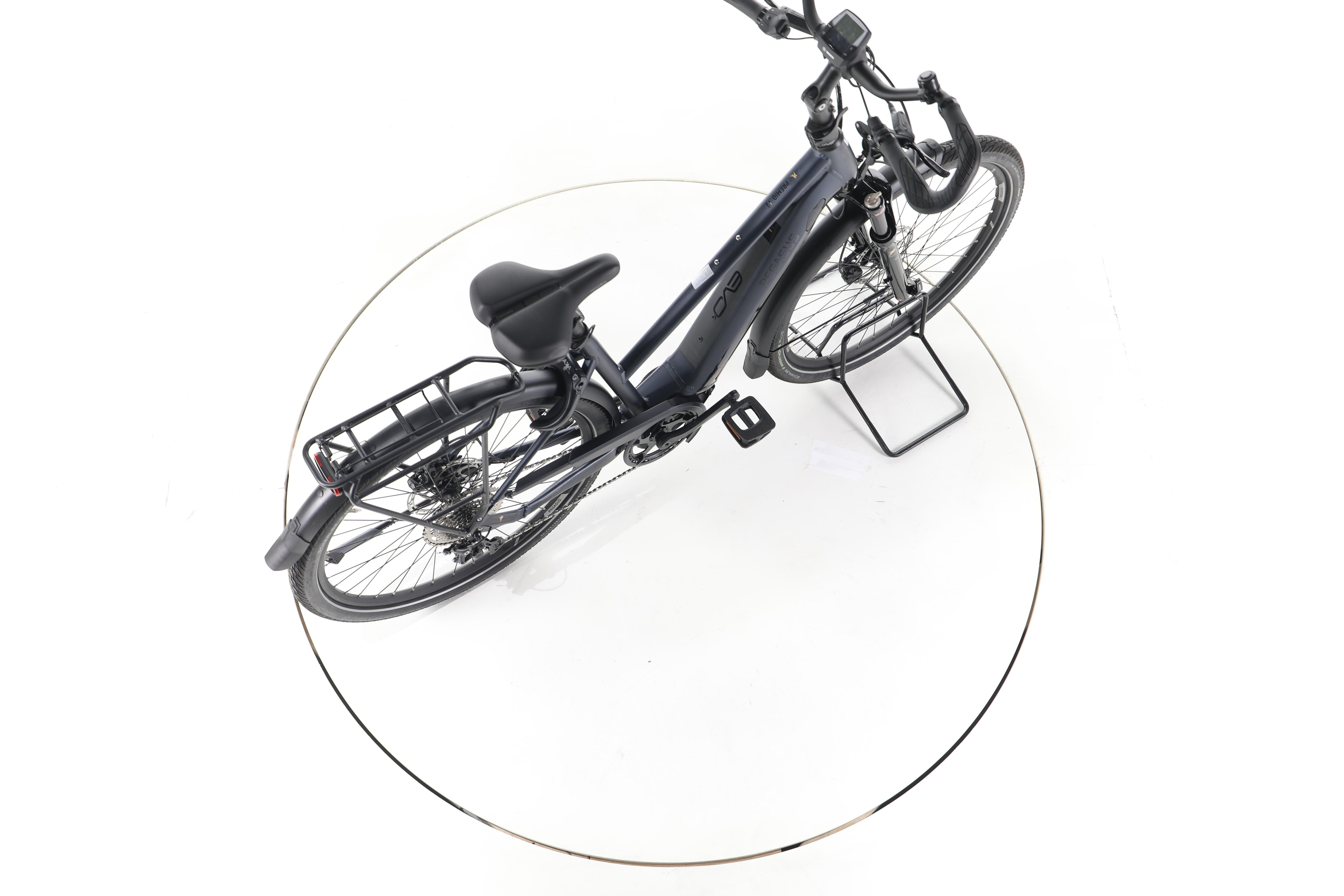 Pegasus Premio EVO 10 Lite Trekking E-Bike - Image 24