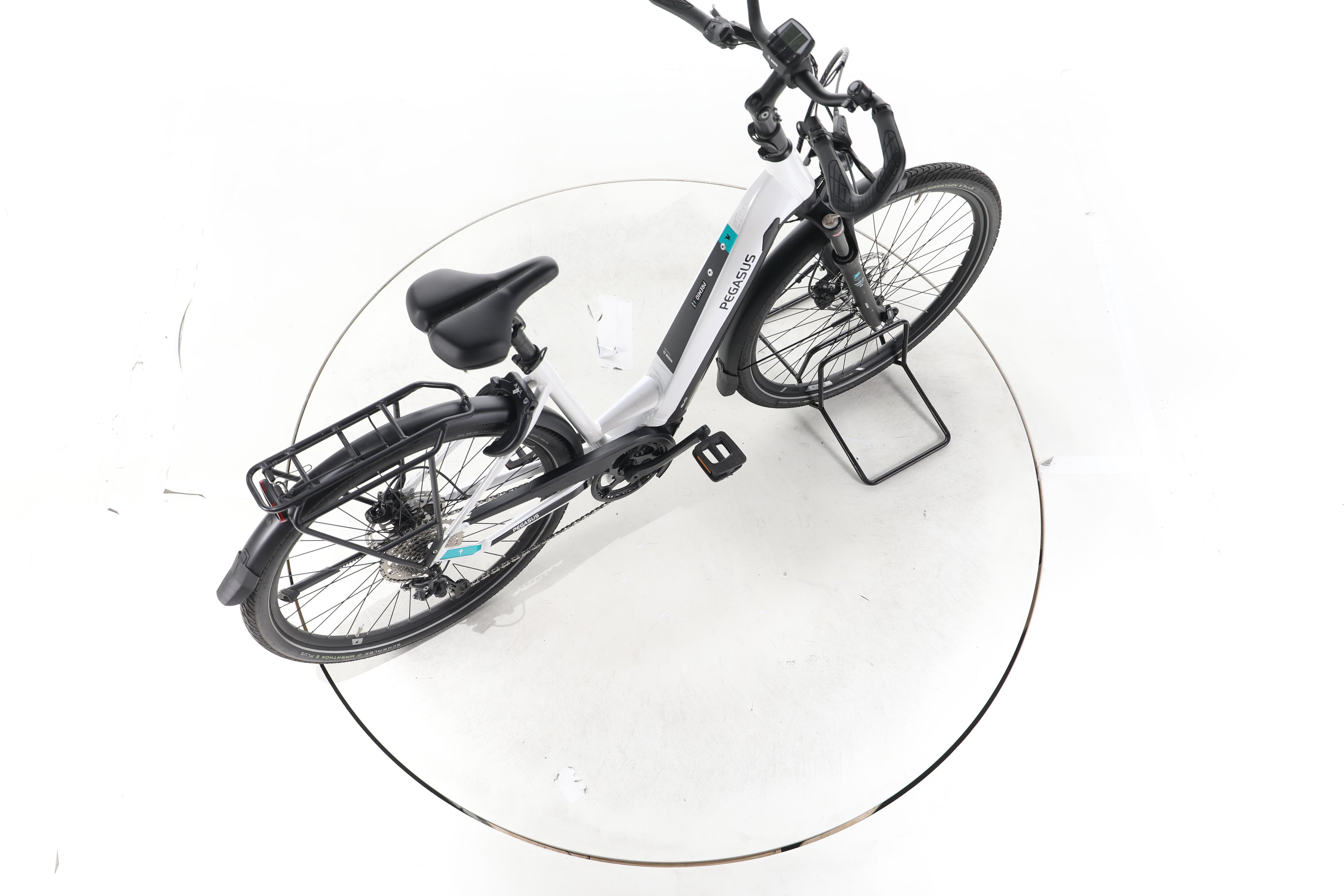 Pegasus Premio EVO Lite Trekking E-Bike Tiefeinsteiger - Image 24