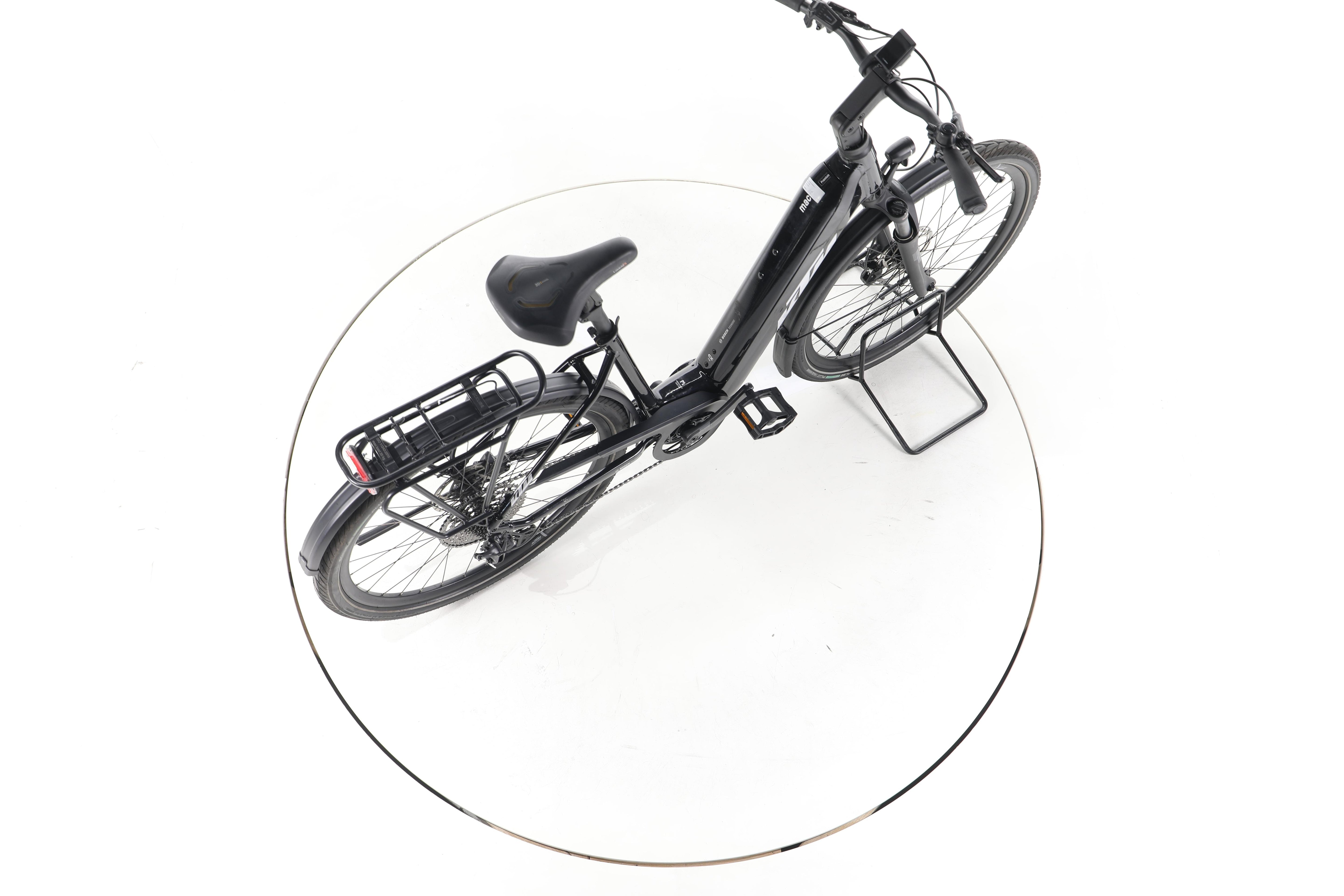 KTM Macina Premium Trekking E-Bike Tiefeinsteiger - Image 24