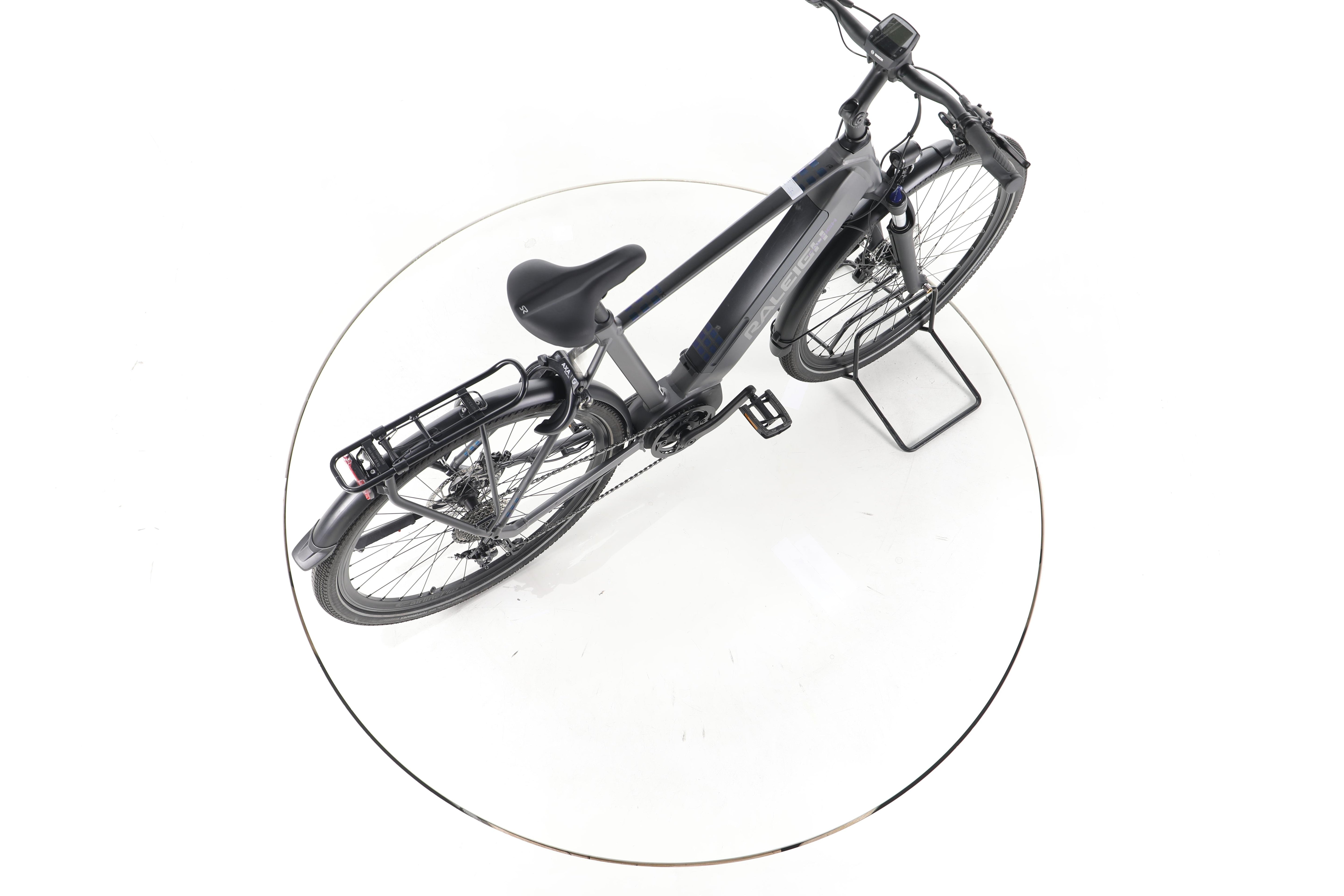 Raleigh Kent 10 Trekking E-Bike - Image 24