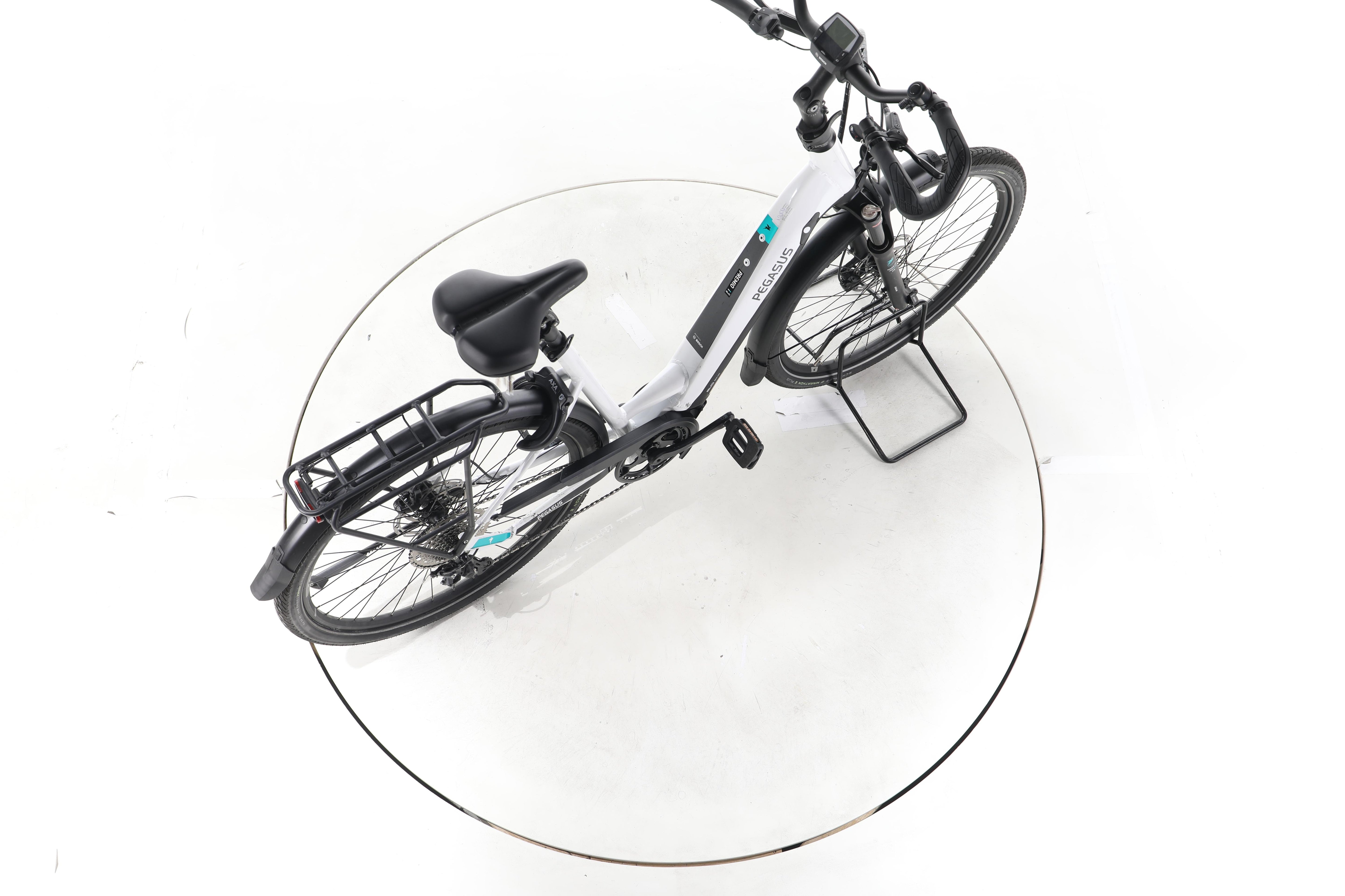 Pegasus Premio Evo Comfort Trekking E-Bike Tiefeinsteiger - Image 24