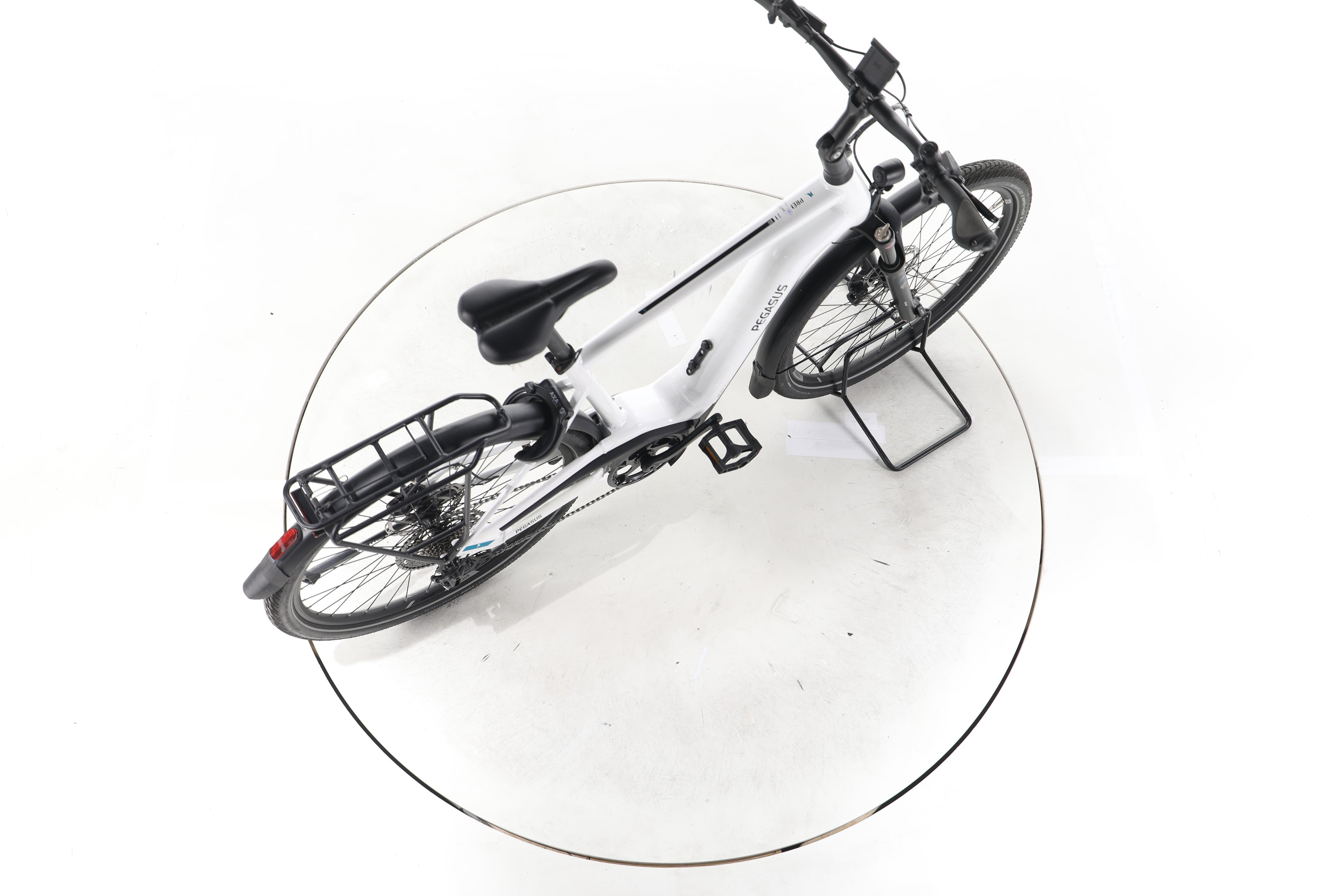 Pegasus Premio Evo 11 "40 Years" Trekking E-Bike Tiefeinsteiger - Image 24